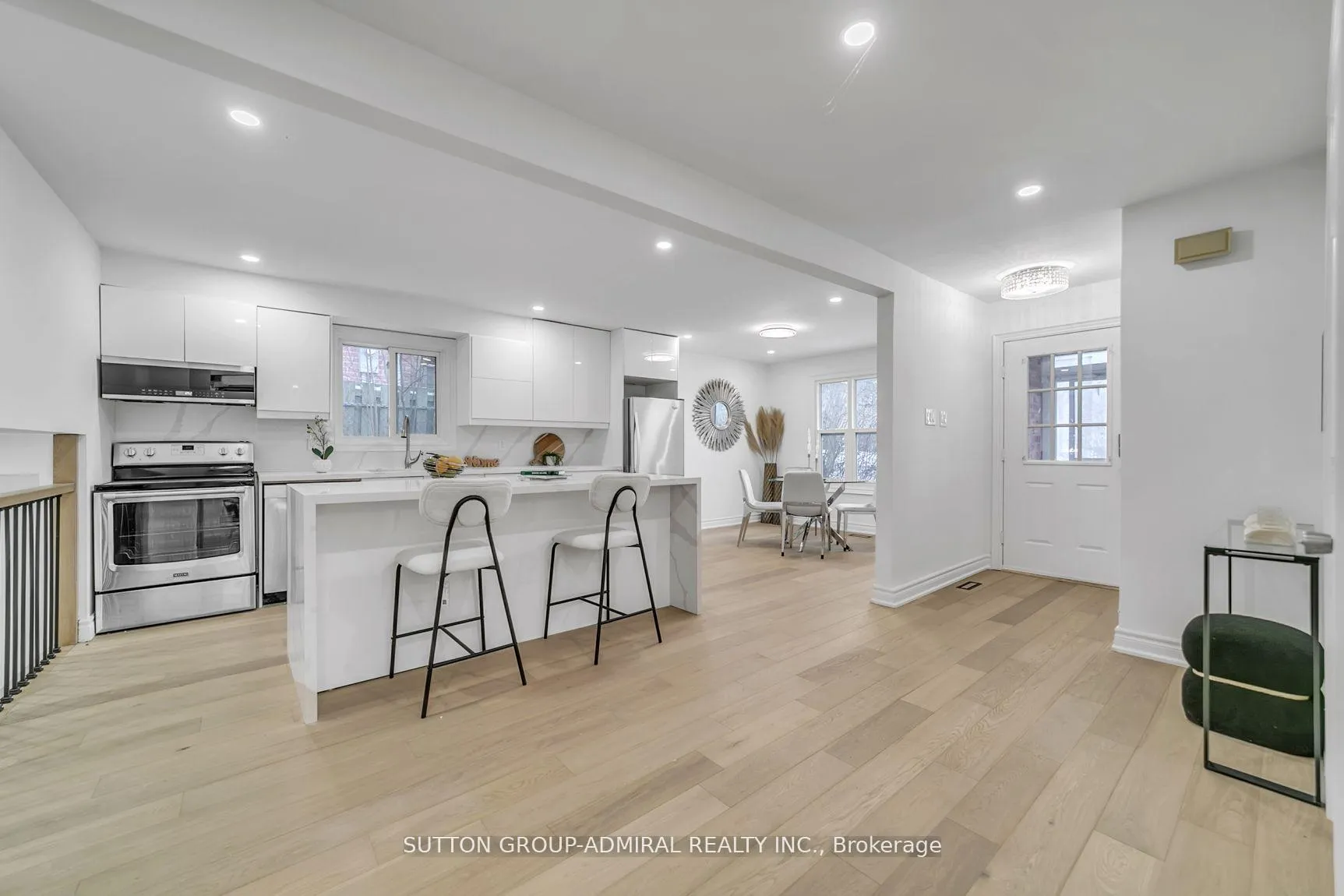 Photo 4 of 191 Orchard Heights Boulevard, Aurora, Hills of St Andrew — HOMEH