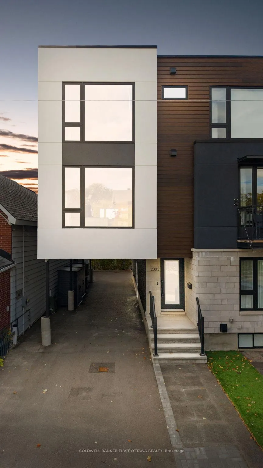 Photo 2 of Unit C, 238 Lebreton Street, Ottawa, West Centre Town — HOMEH