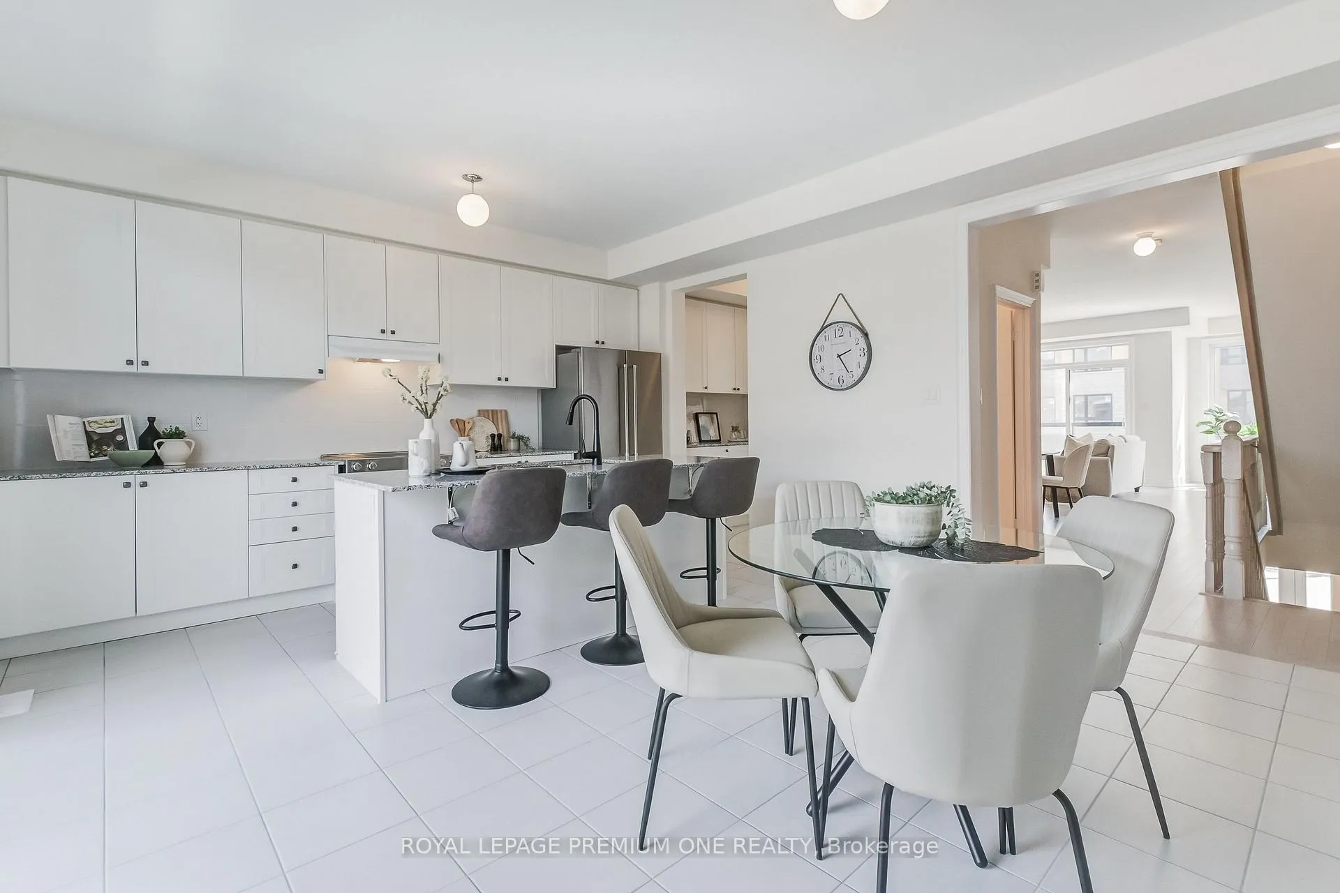 Photo 12 of 229 Tennant Circle, Vaughan, Vellore Village — HOMEH