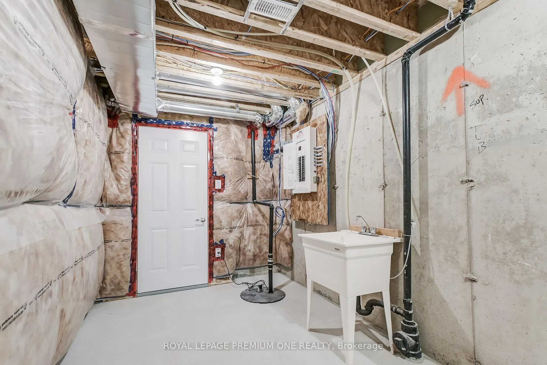 Photo 36 of 229 Tennant Circle, Vaughan, Vellore Village — HOMEH