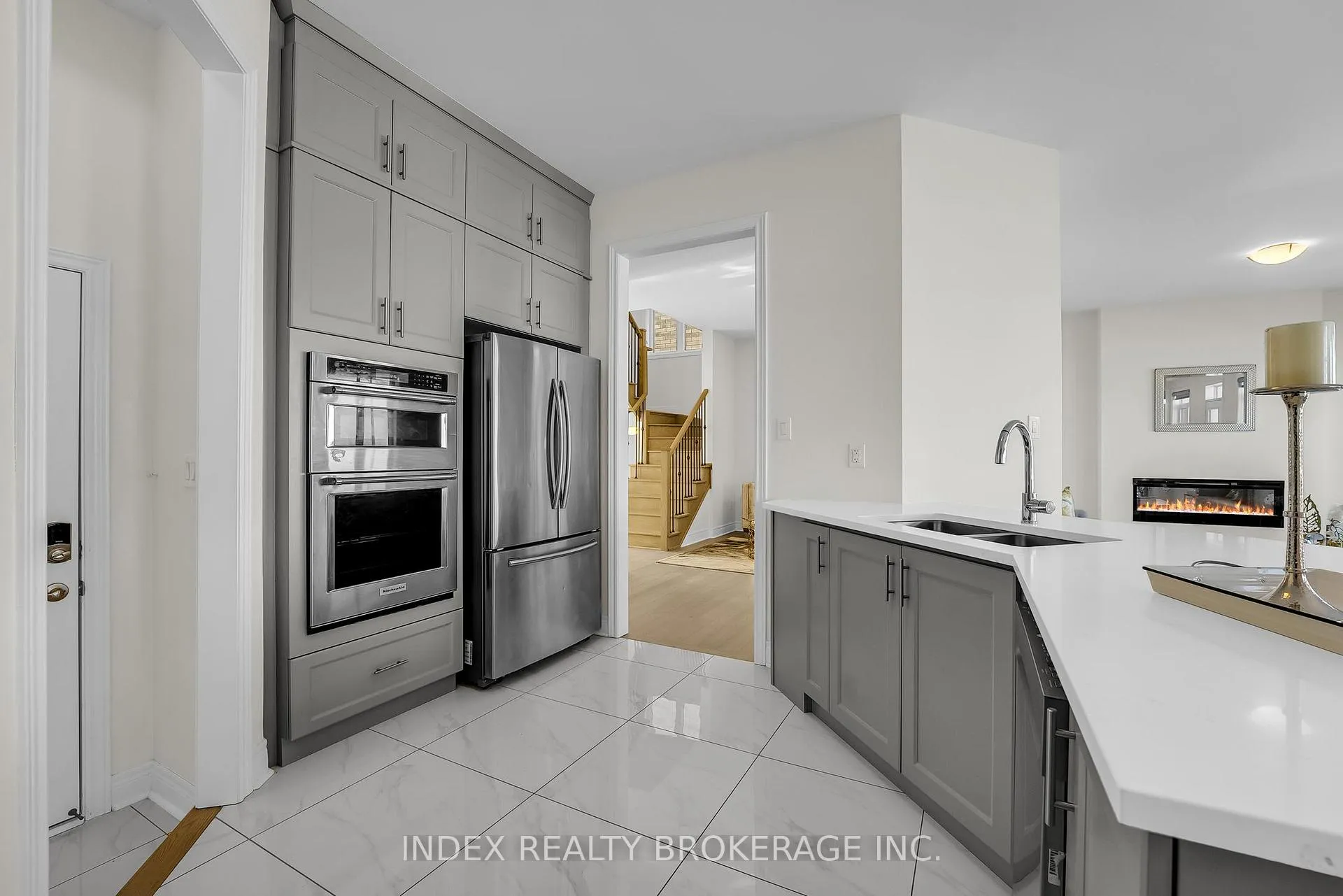Photo 13 of 17 Duxbury Road, Brampton, Sandringham-Wellington North — HOMEH