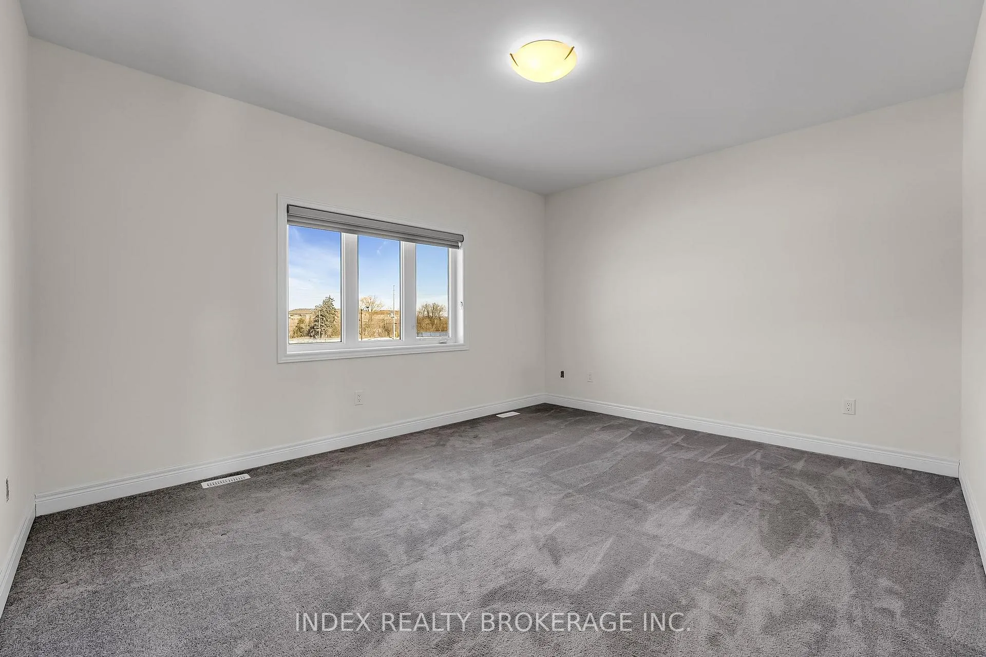 Photo 16 of 17 Duxbury Road, Brampton, Sandringham-Wellington North — HOMEH