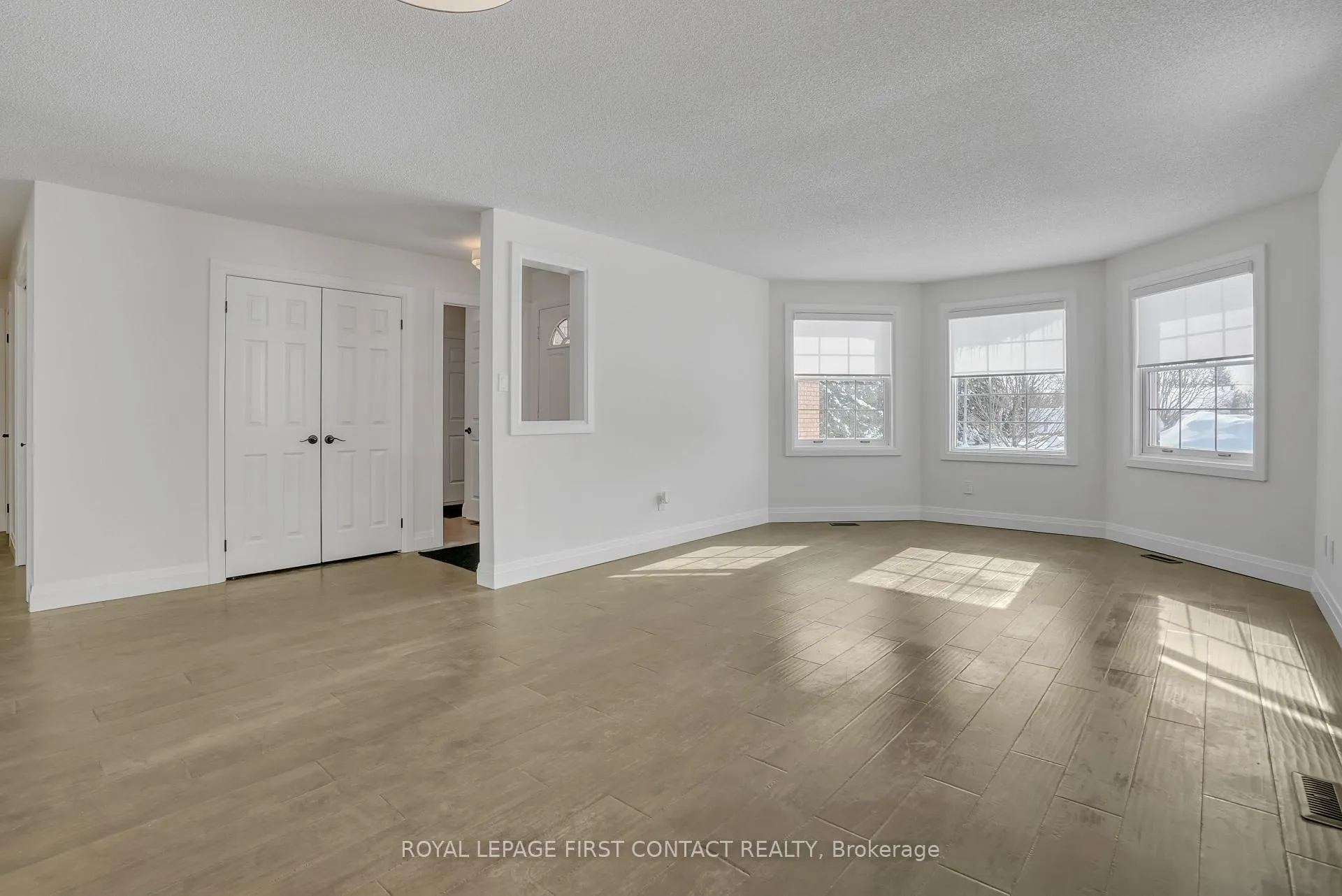 Photo 9 of 3 Chestnut Court, Barrie, Cundles East — HOMEH