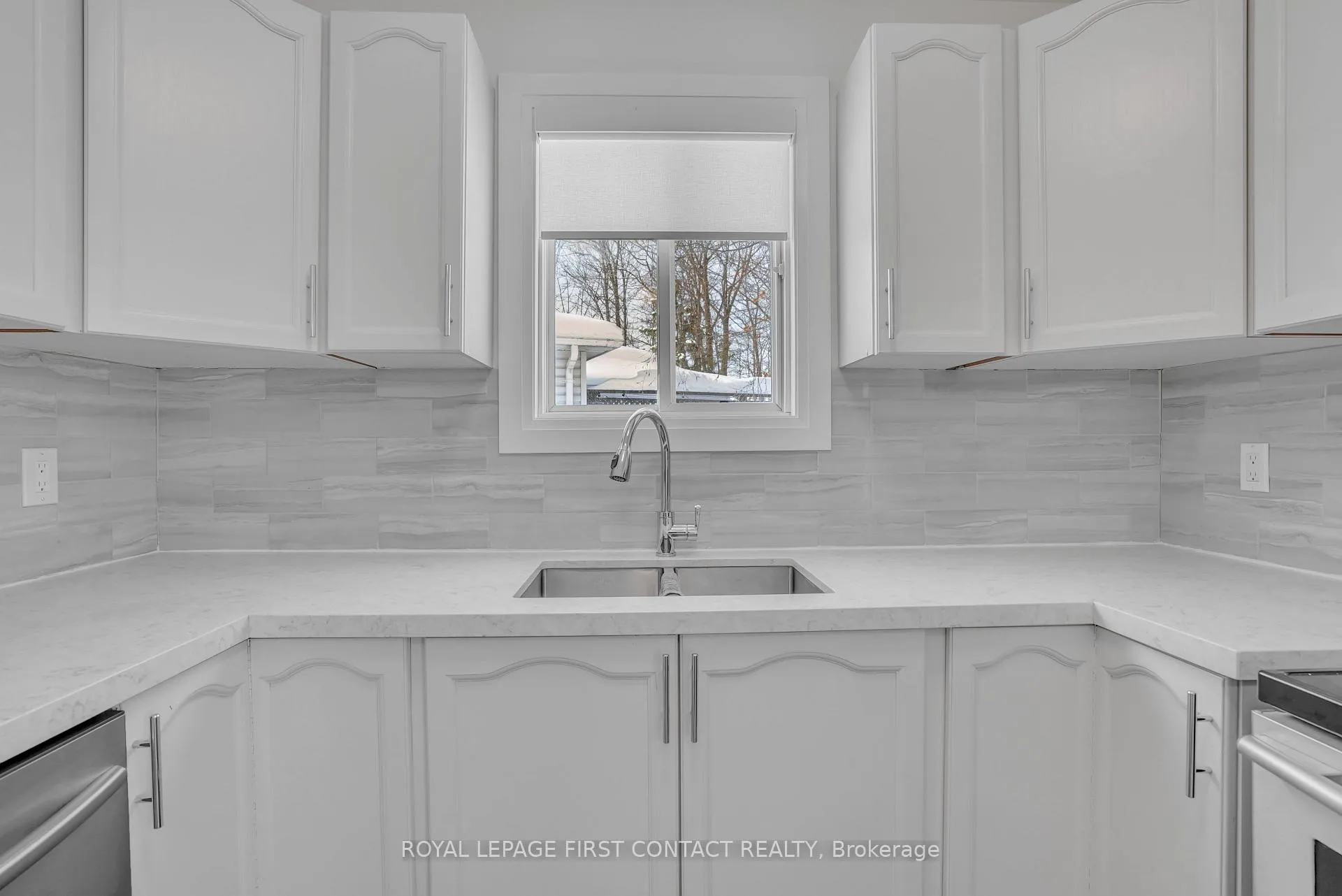 Photo 12 of 3 Chestnut Court, Barrie, Cundles East — HOMEH
