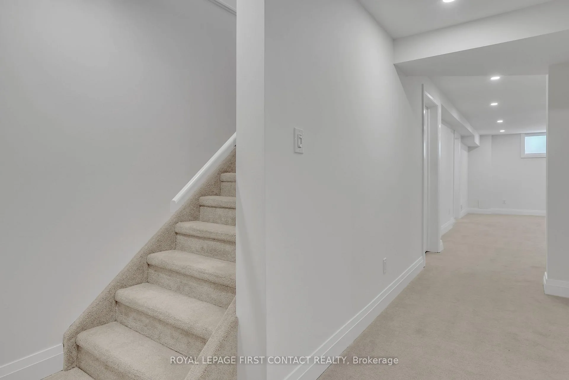 Photo 28 of 3 Chestnut Court, Barrie, Cundles East — HOMEH