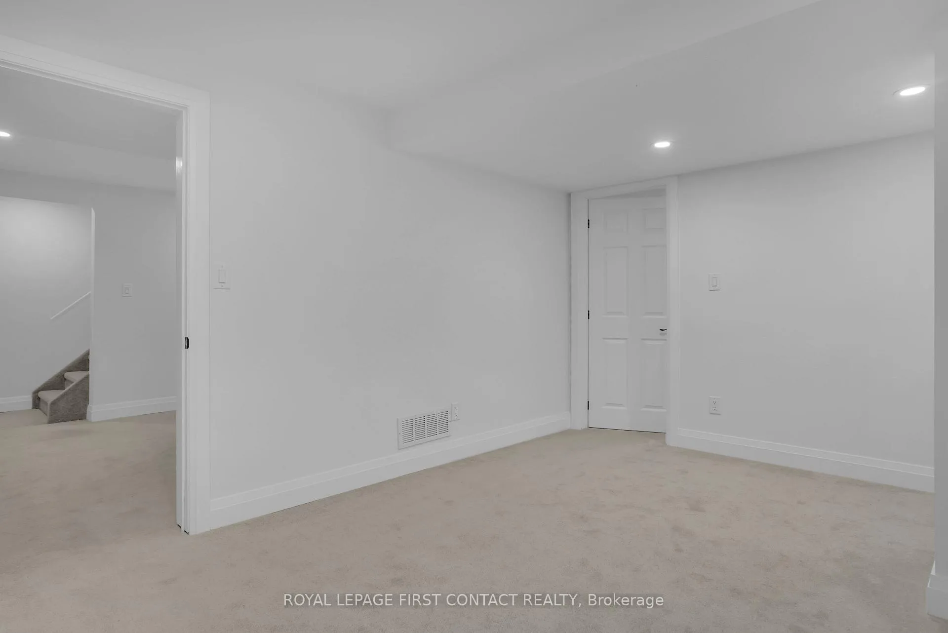 Photo 37 of 3 Chestnut Court, Barrie, Cundles East — HOMEH