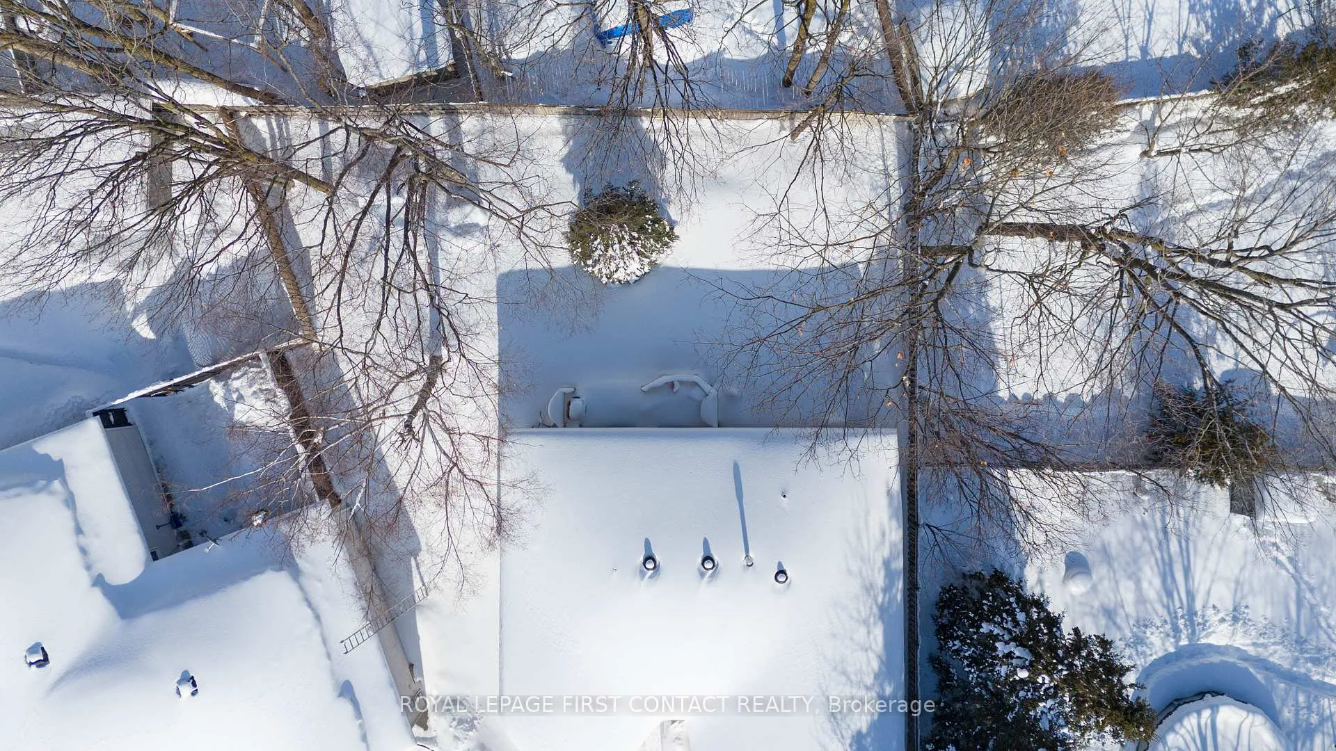 Photo 41 of 3 Chestnut Court, Barrie, Cundles East — HOMEH