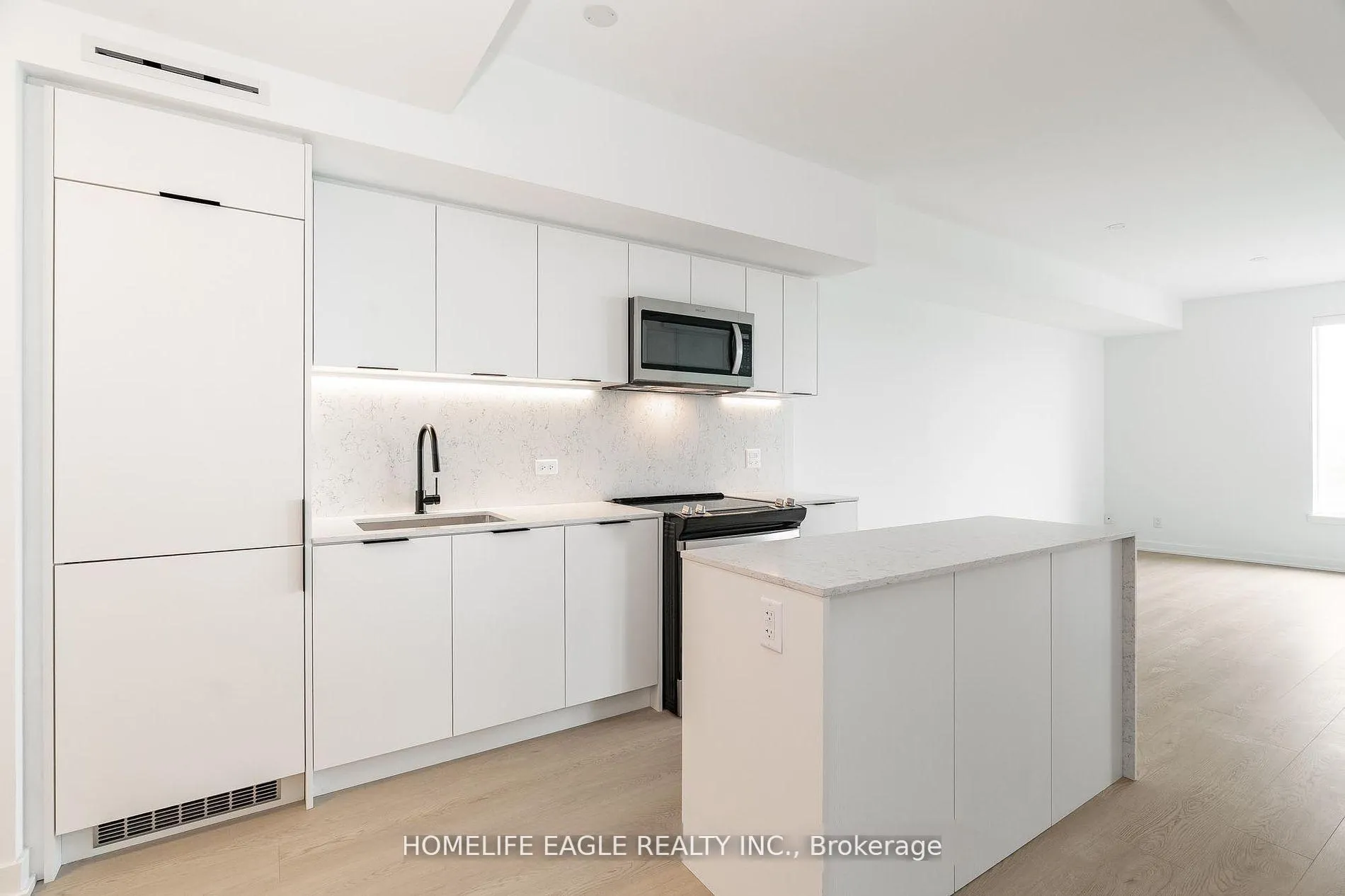 Photo 9 of Unit 513, 31 Huron Street, Collingwood — HOMEH