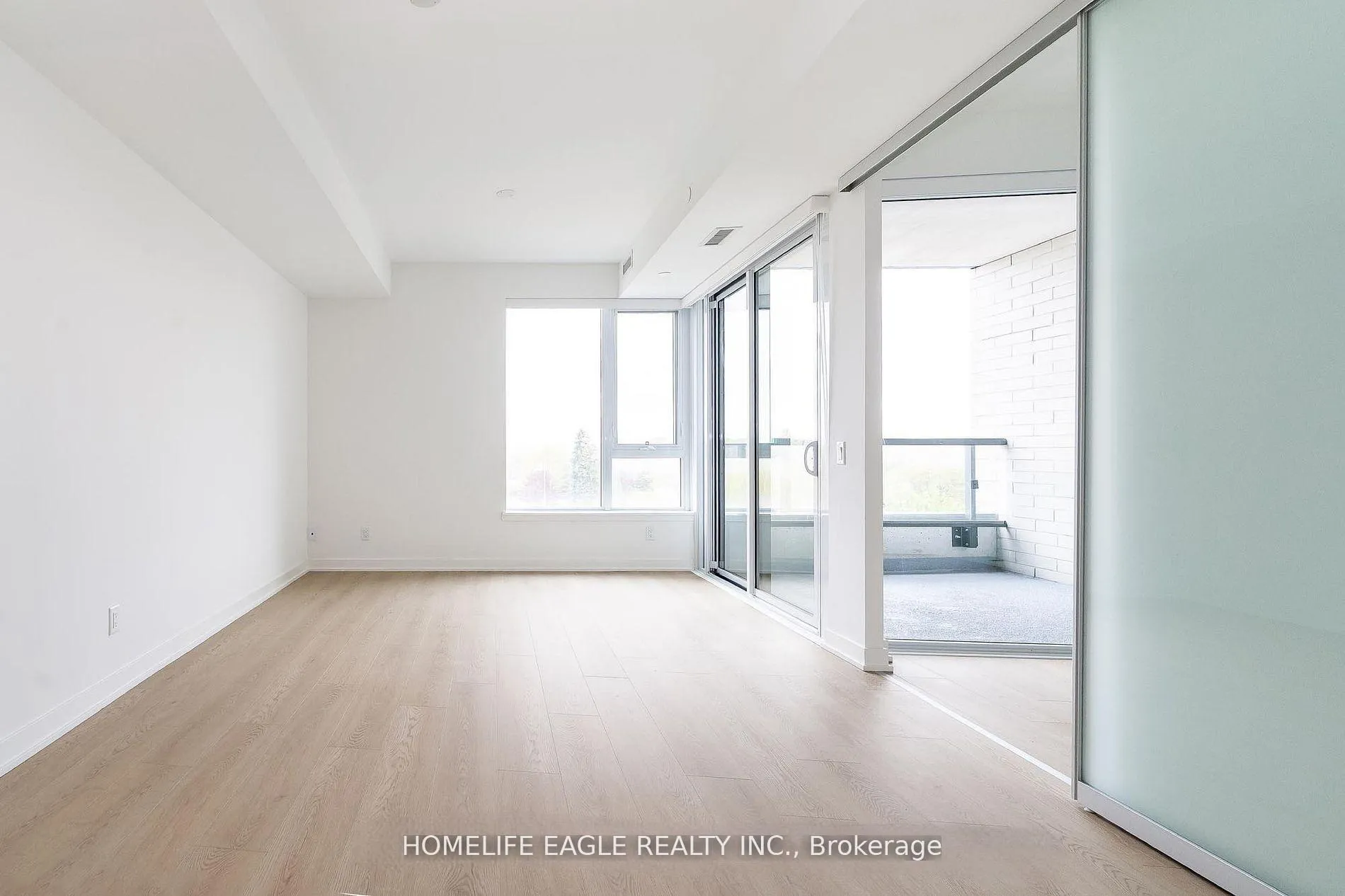 Photo 12 of Unit 513, 31 Huron Street, Collingwood — HOMEH