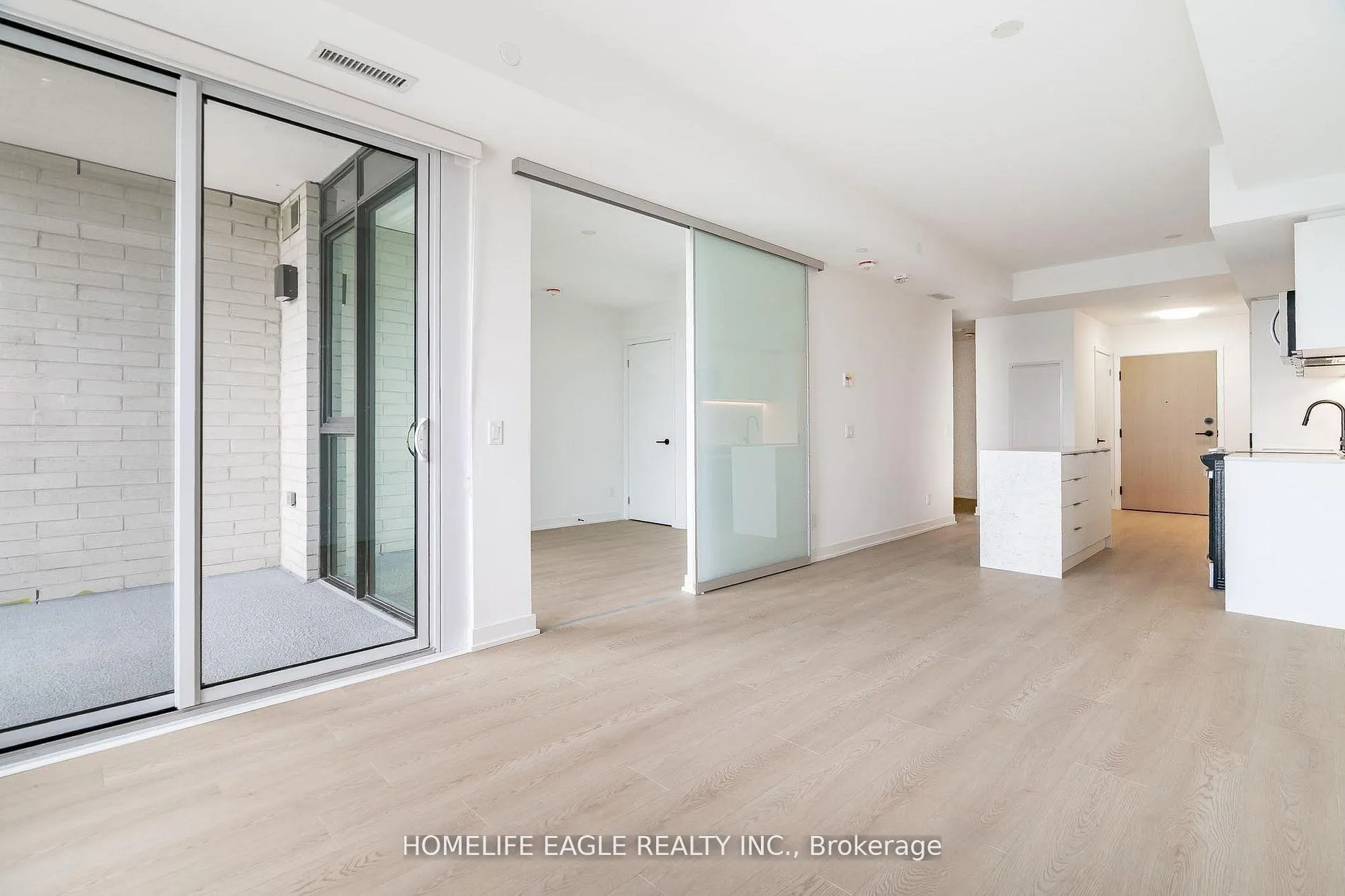 Photo 14 of Unit 513, 31 Huron Street, Collingwood — HOMEH
