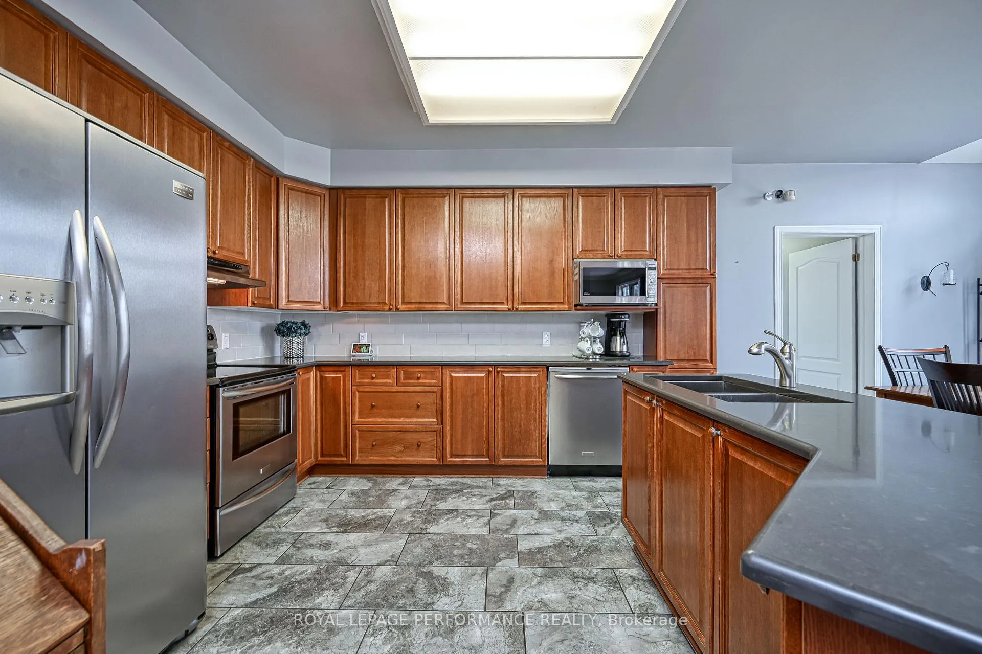 Photo 16 of 4191 Wolfe Point Way, Ottawa, Riverside South/Gloucester Glen — HOMEH