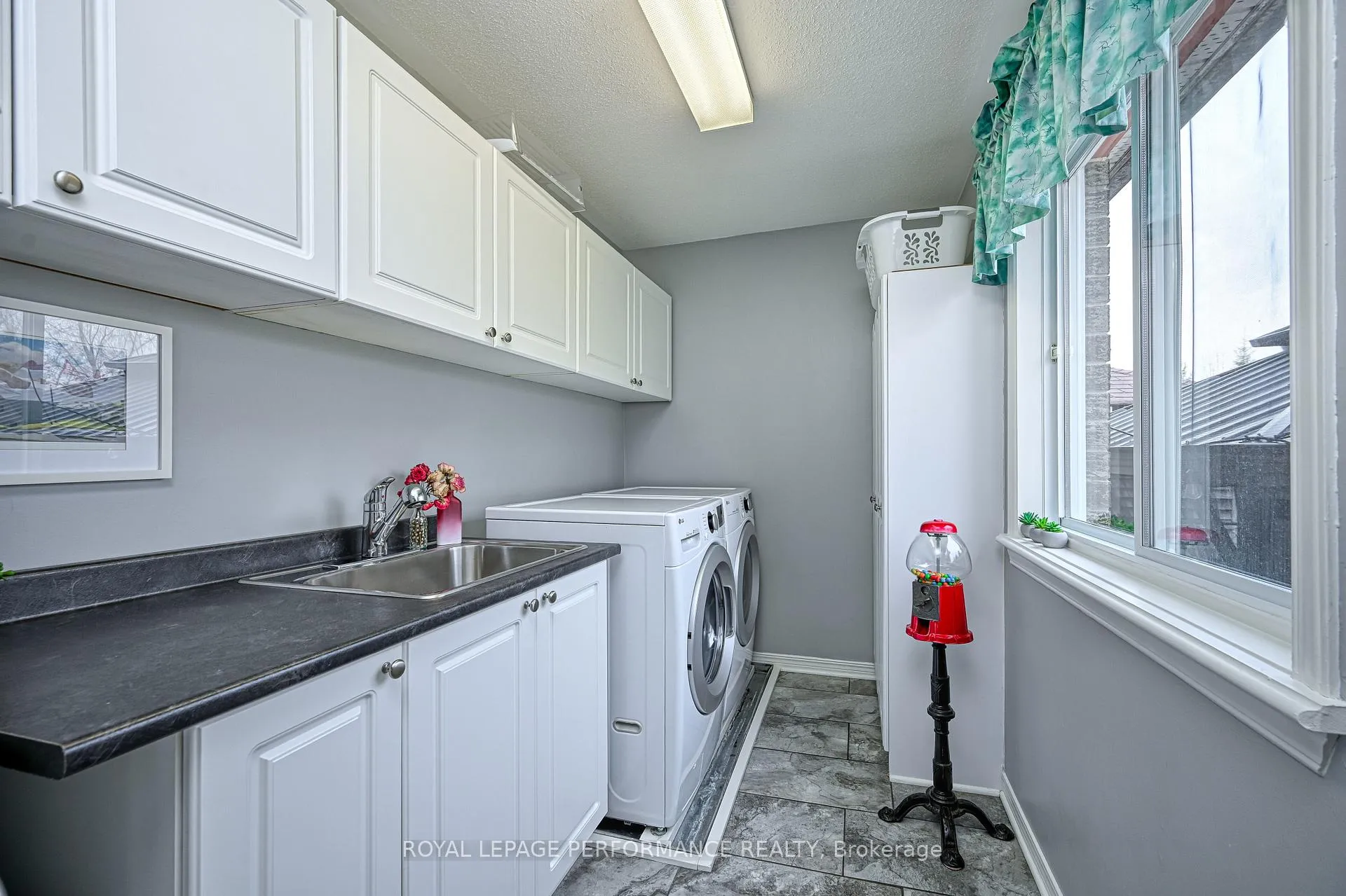 Photo 23 of 4191 Wolfe Point Way, Ottawa, Riverside South/Gloucester Glen — HOMEH
