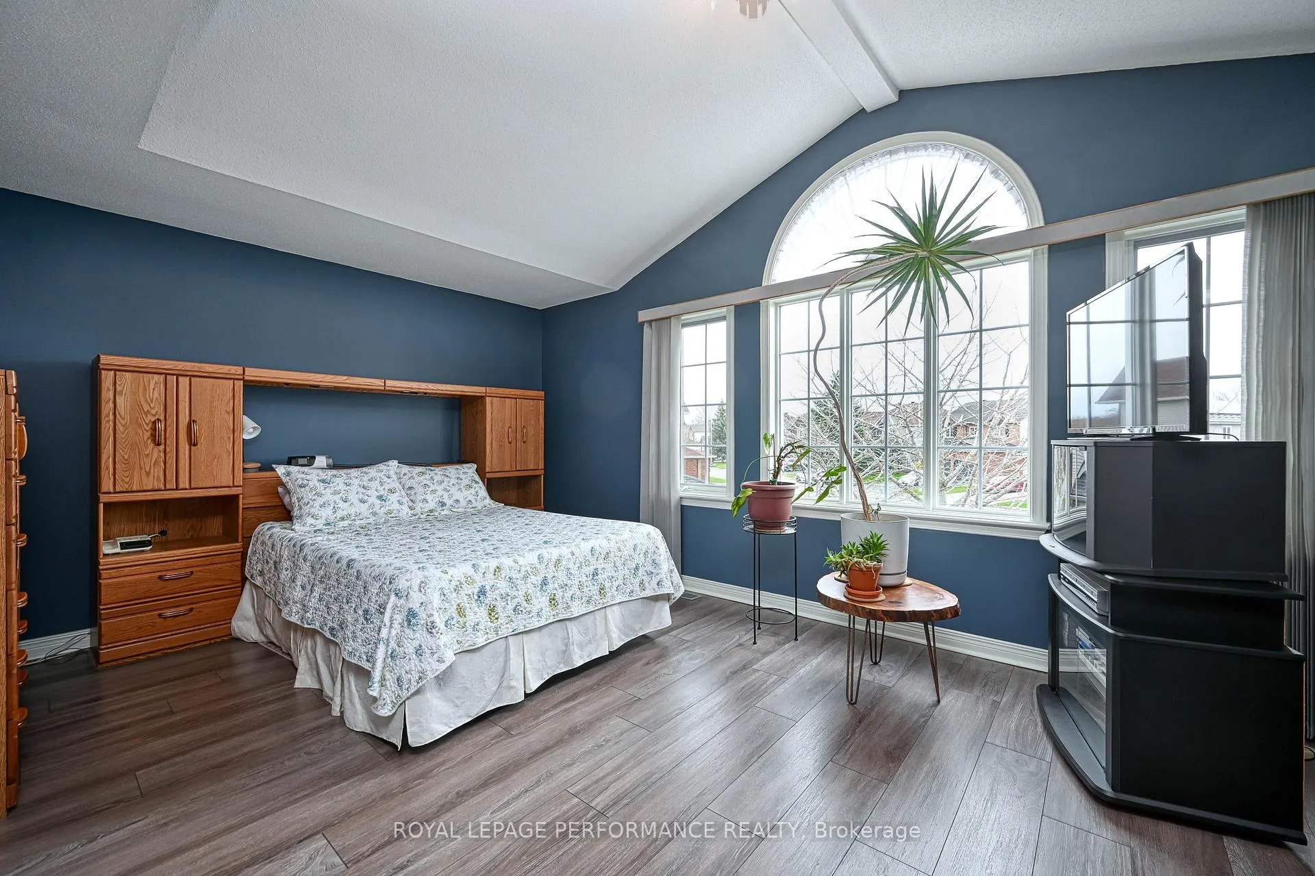 Photo 25 of 4191 Wolfe Point Way, Ottawa, Riverside South/Gloucester Glen — HOMEH