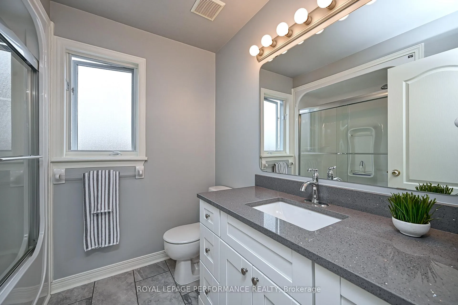 Photo 32 of 4191 Wolfe Point Way, Ottawa, Riverside South/Gloucester Glen — HOMEH