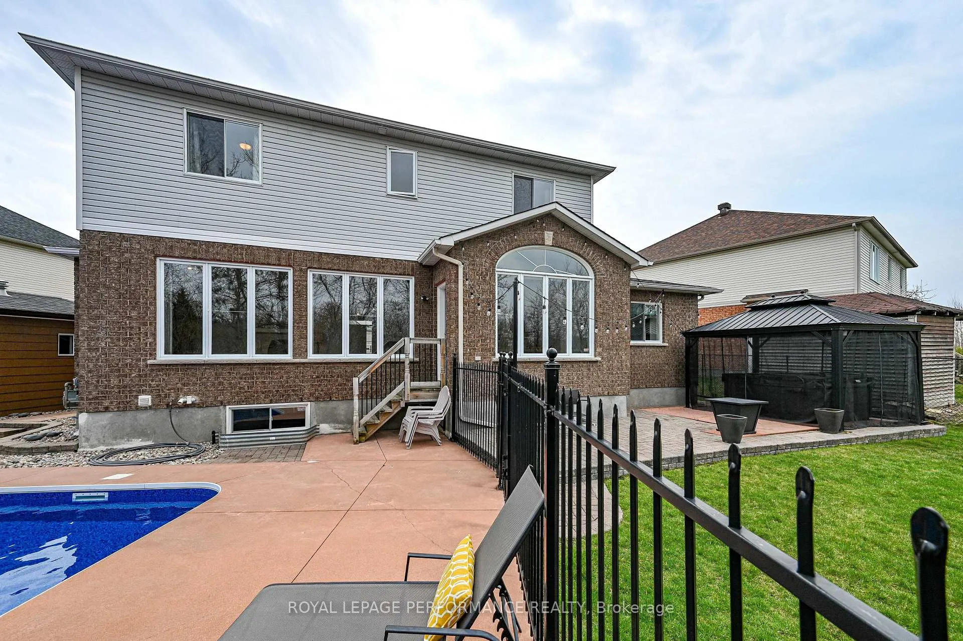 Photo 43 of 4191 Wolfe Point Way, Ottawa, Riverside South/Gloucester Glen — HOMEH