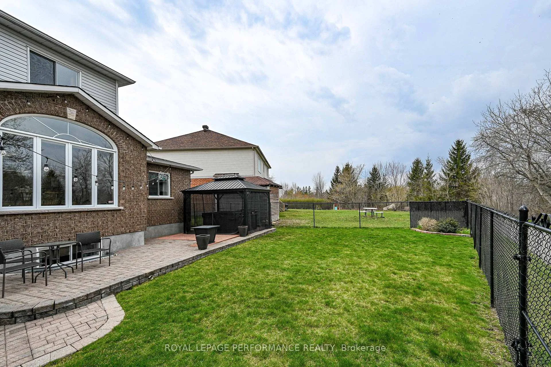 Photo 44 of 4191 Wolfe Point Way, Ottawa, Riverside South/Gloucester Glen — HOMEH