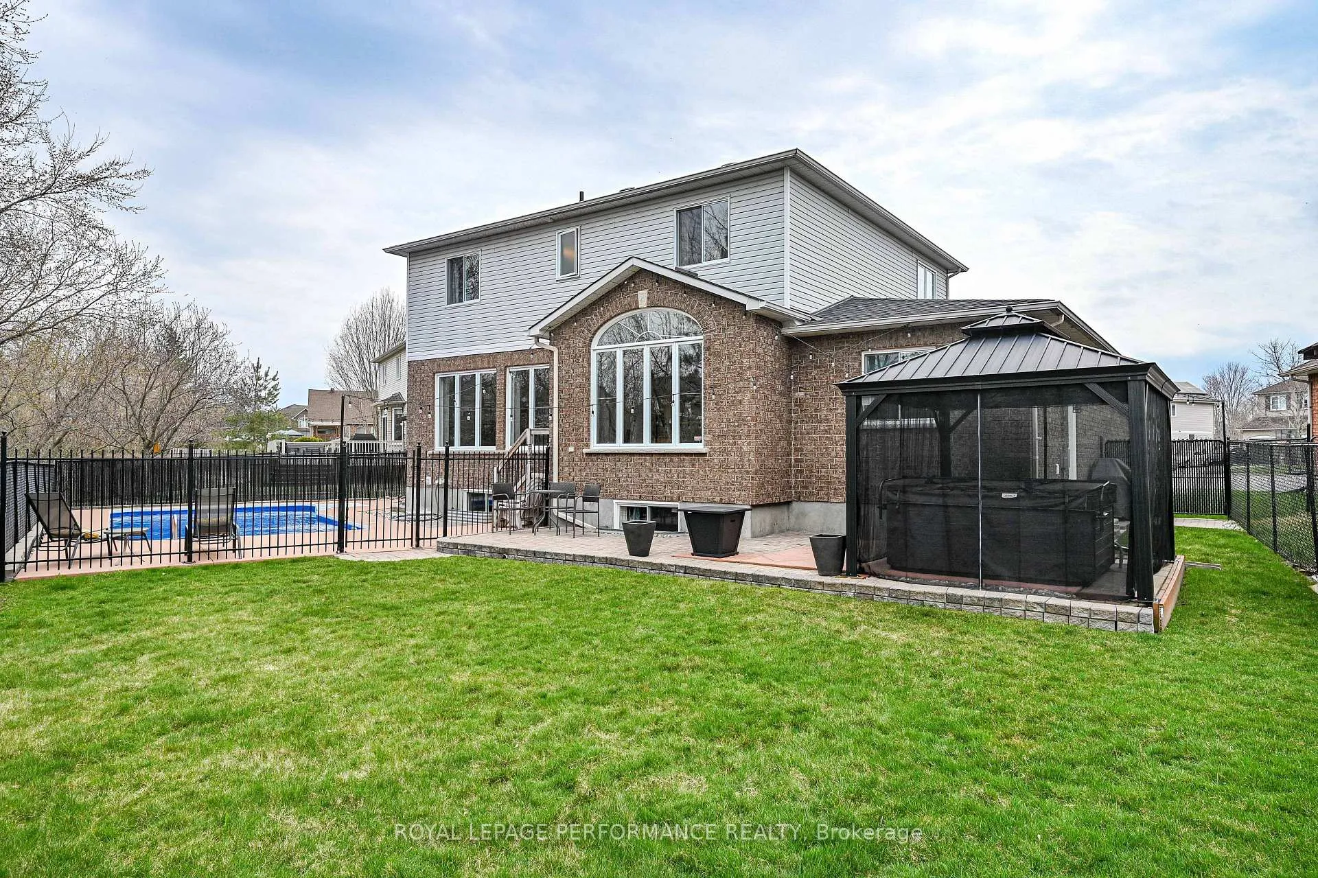 Photo 47 of 4191 Wolfe Point Way, Ottawa, Riverside South/Gloucester Glen — HOMEH