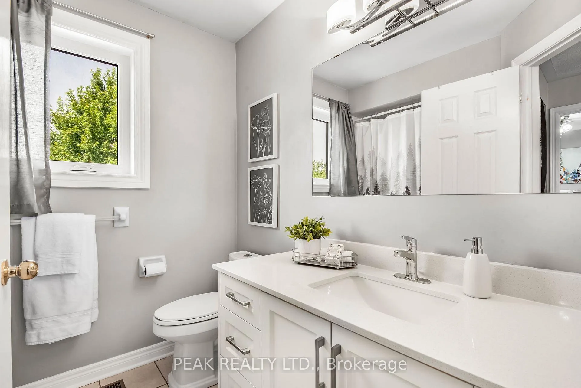 Photo 26 of 2 Bakerville Street, Whitby, Rolling Acres — HOMEH