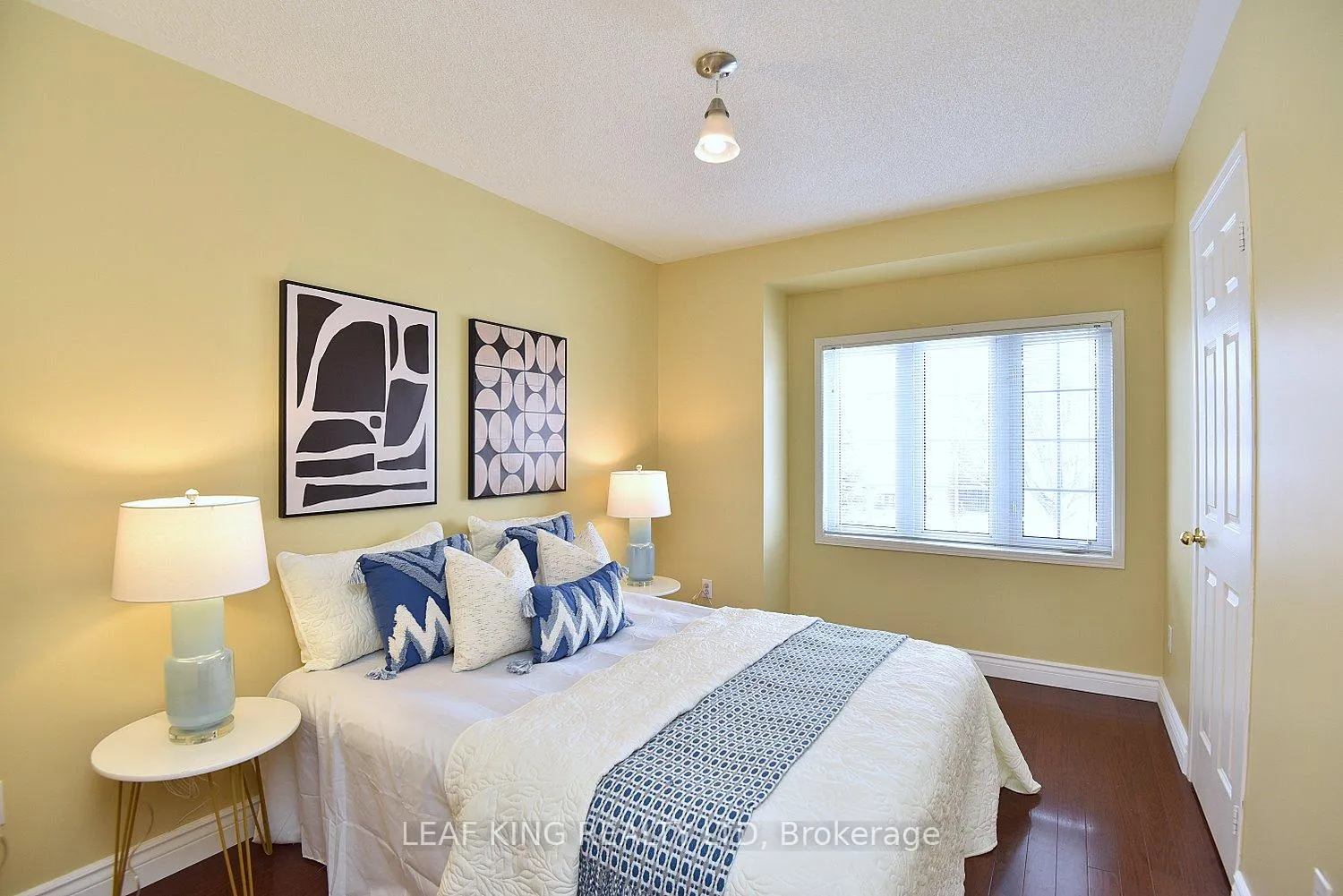 Photo 21 of 2258 Empire Crescent, Burlington, Orchard — HOMEH