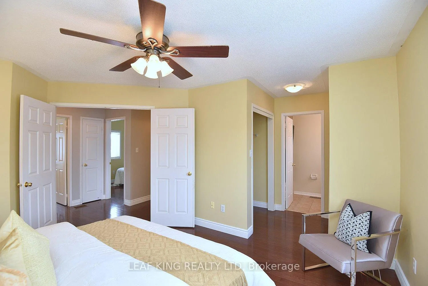 Photo 25 of 2258 Empire Crescent, Burlington, Orchard — HOMEH