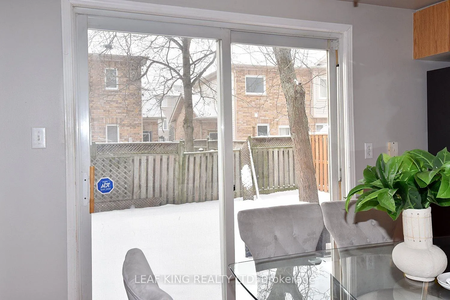 Photo 32 of 2258 Empire Crescent, Burlington, Orchard — HOMEH