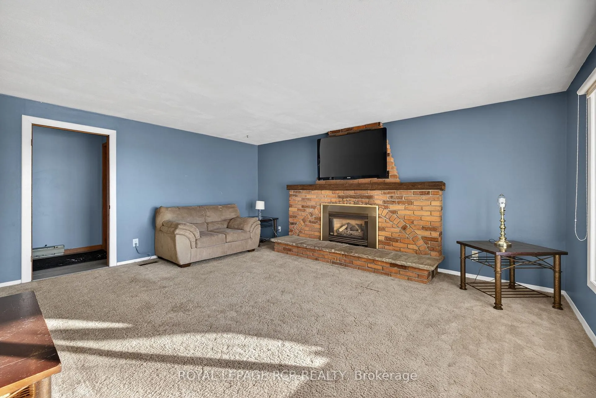 Photo 8 of 285277 County Road 10, Amaranth, Rural Amaranth — HOMEH
