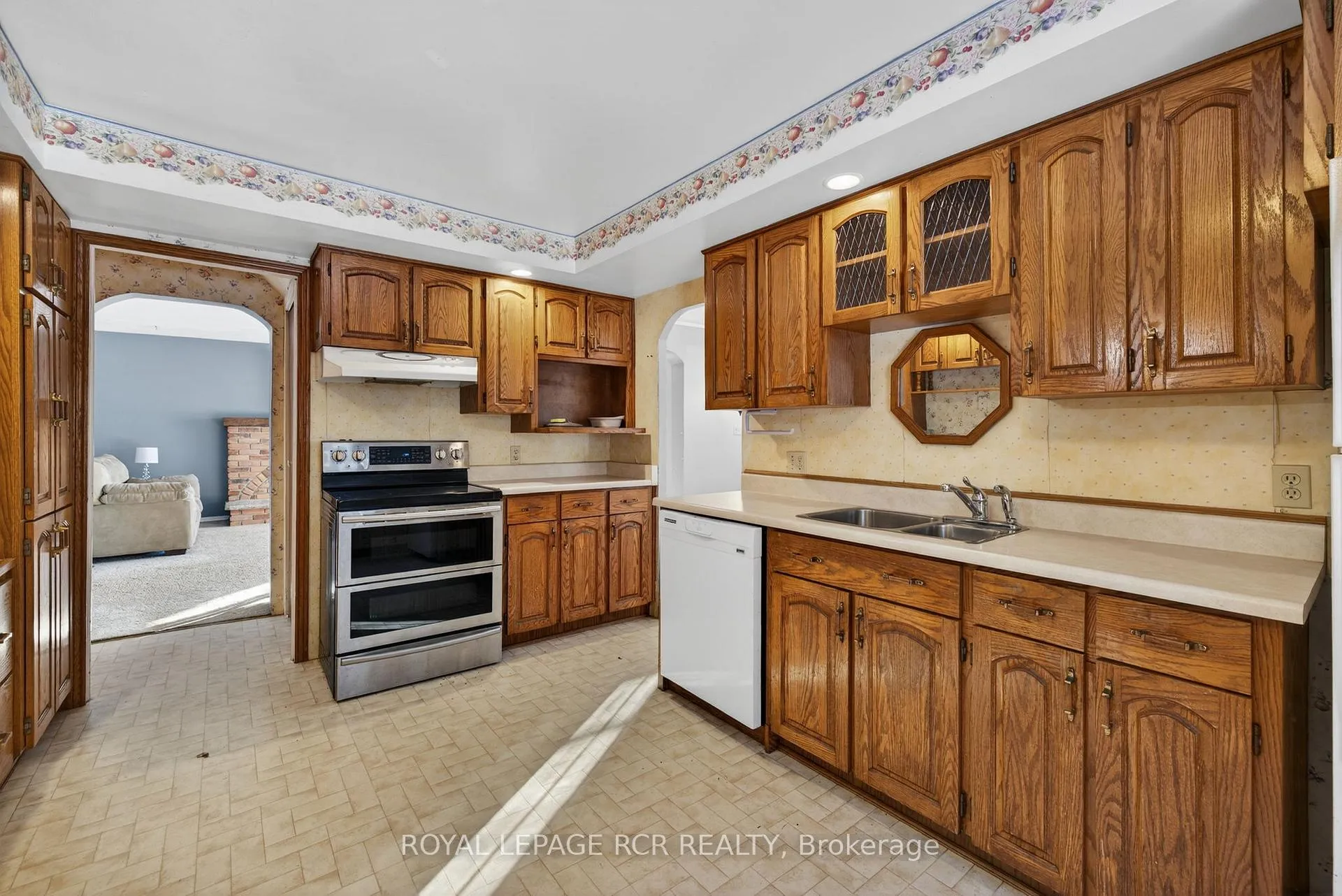 Photo 10 of 285277 County Road 10, Amaranth, Rural Amaranth — HOMEH