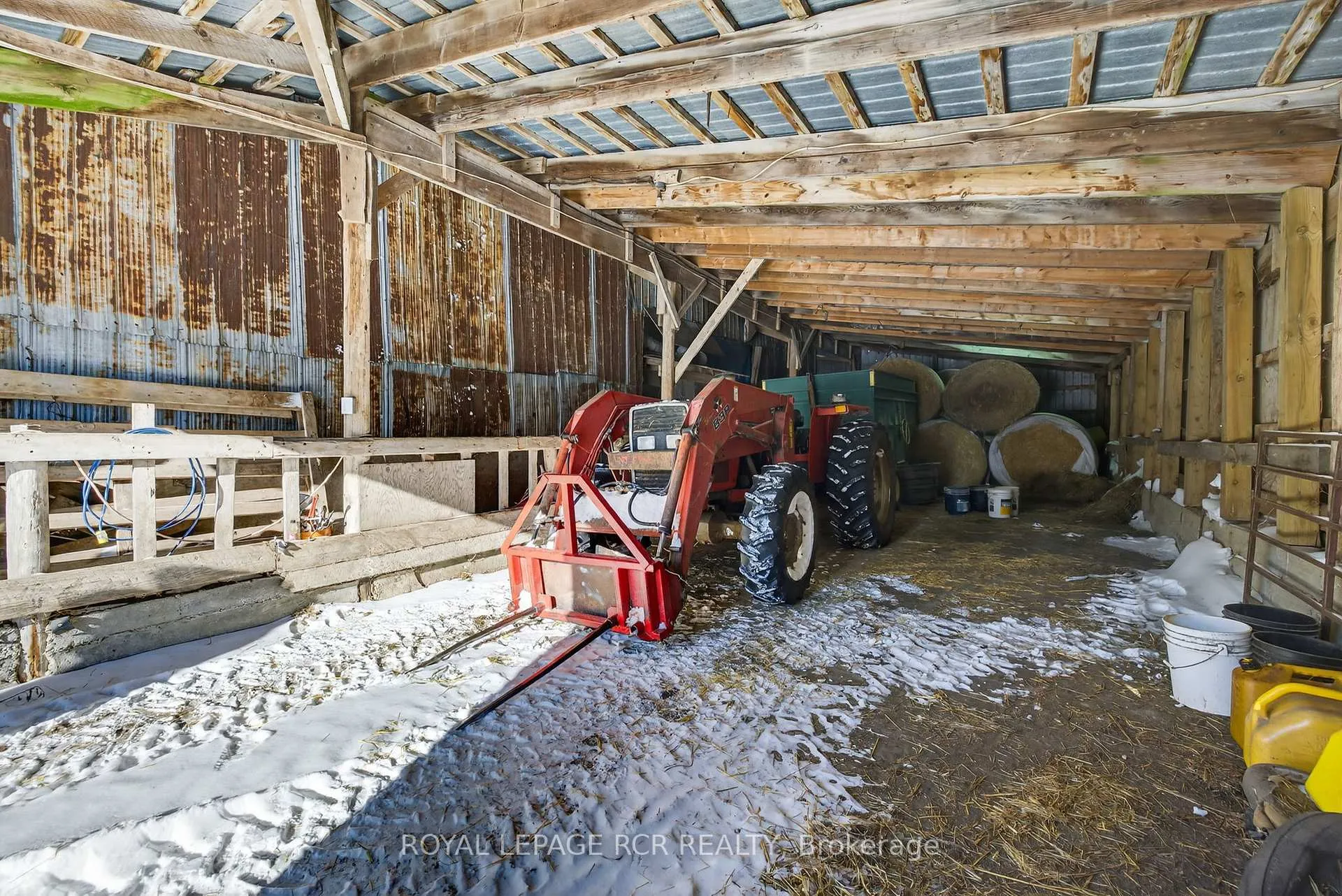 Photo 36 of 285277 County Road 10, Amaranth, Rural Amaranth — HOMEH