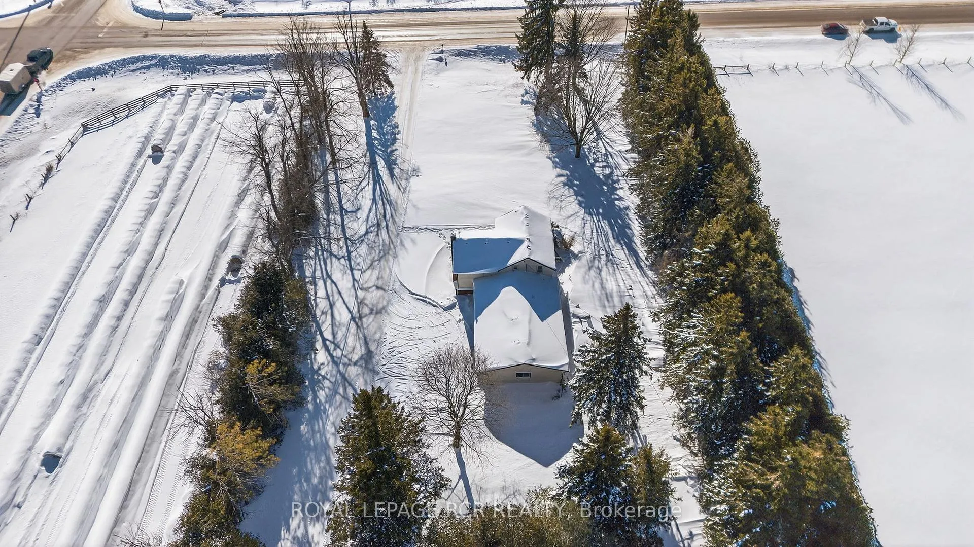 Photo 38 of 285277 County Road 10, Amaranth, Rural Amaranth — HOMEH