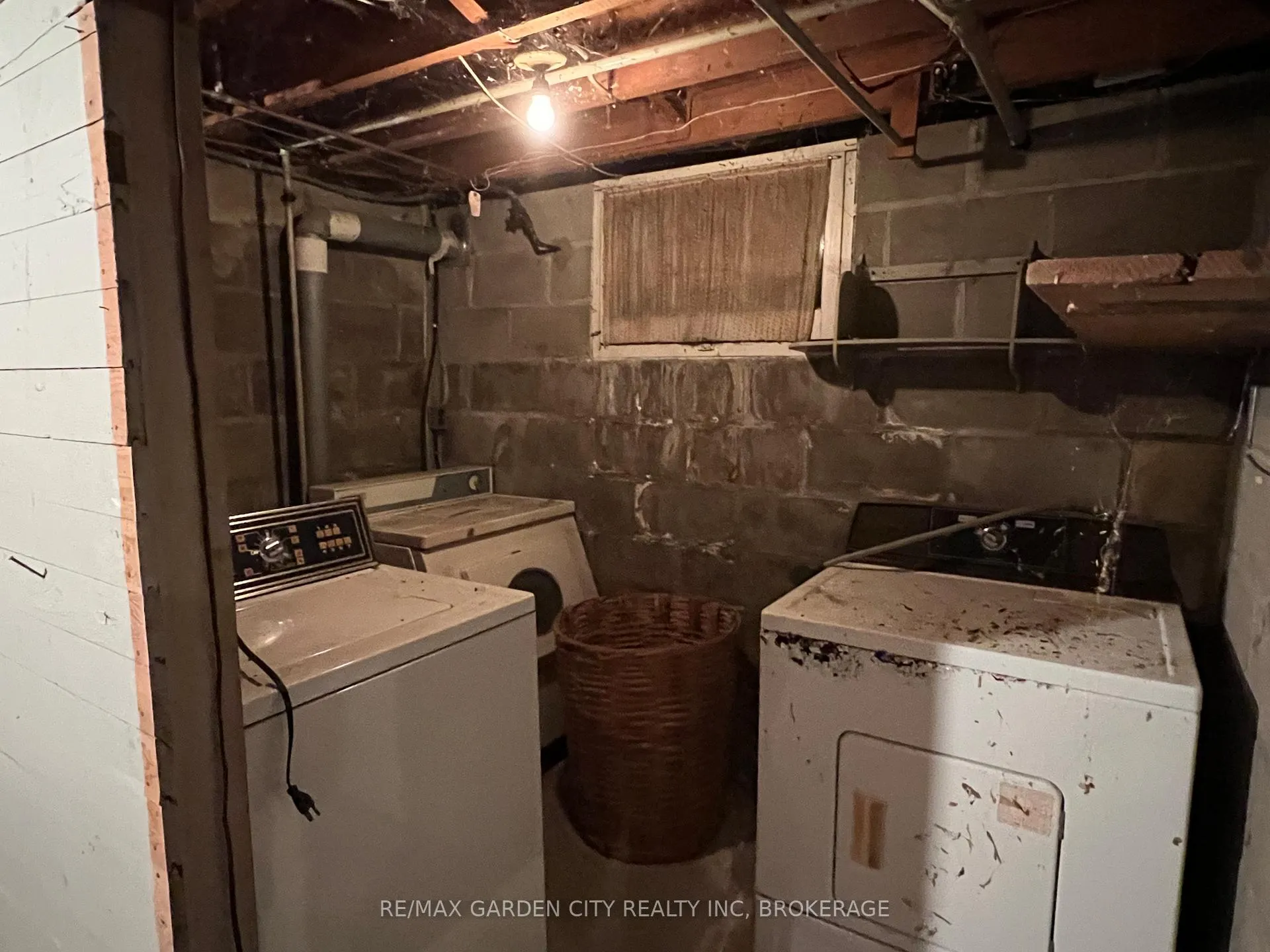 Photo 16 of 770 Bay Street, Gravenhurst, Muskoka (S) — HOMEH