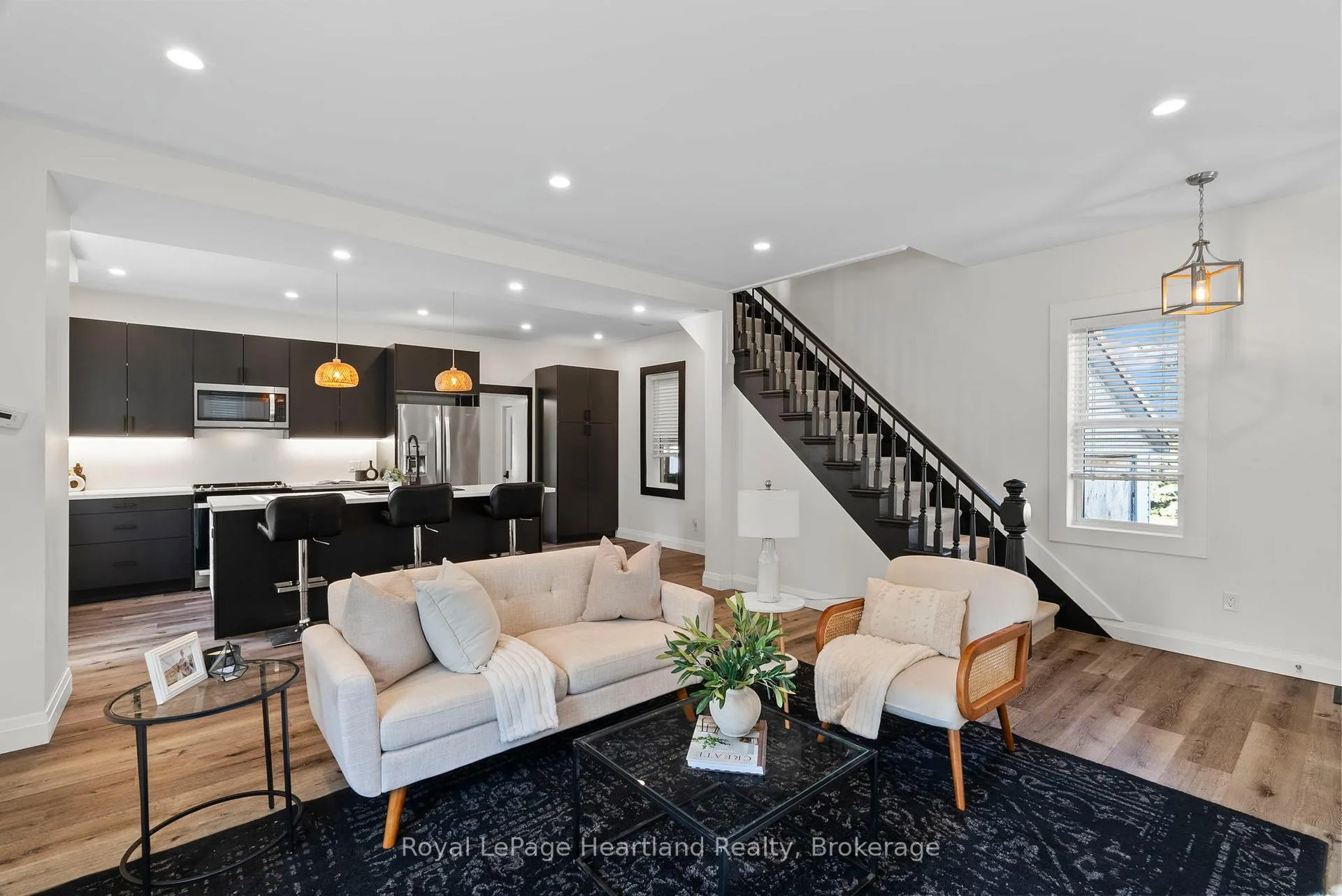 Photo 10 of 15 Queen Street E, Minto — HOMEH