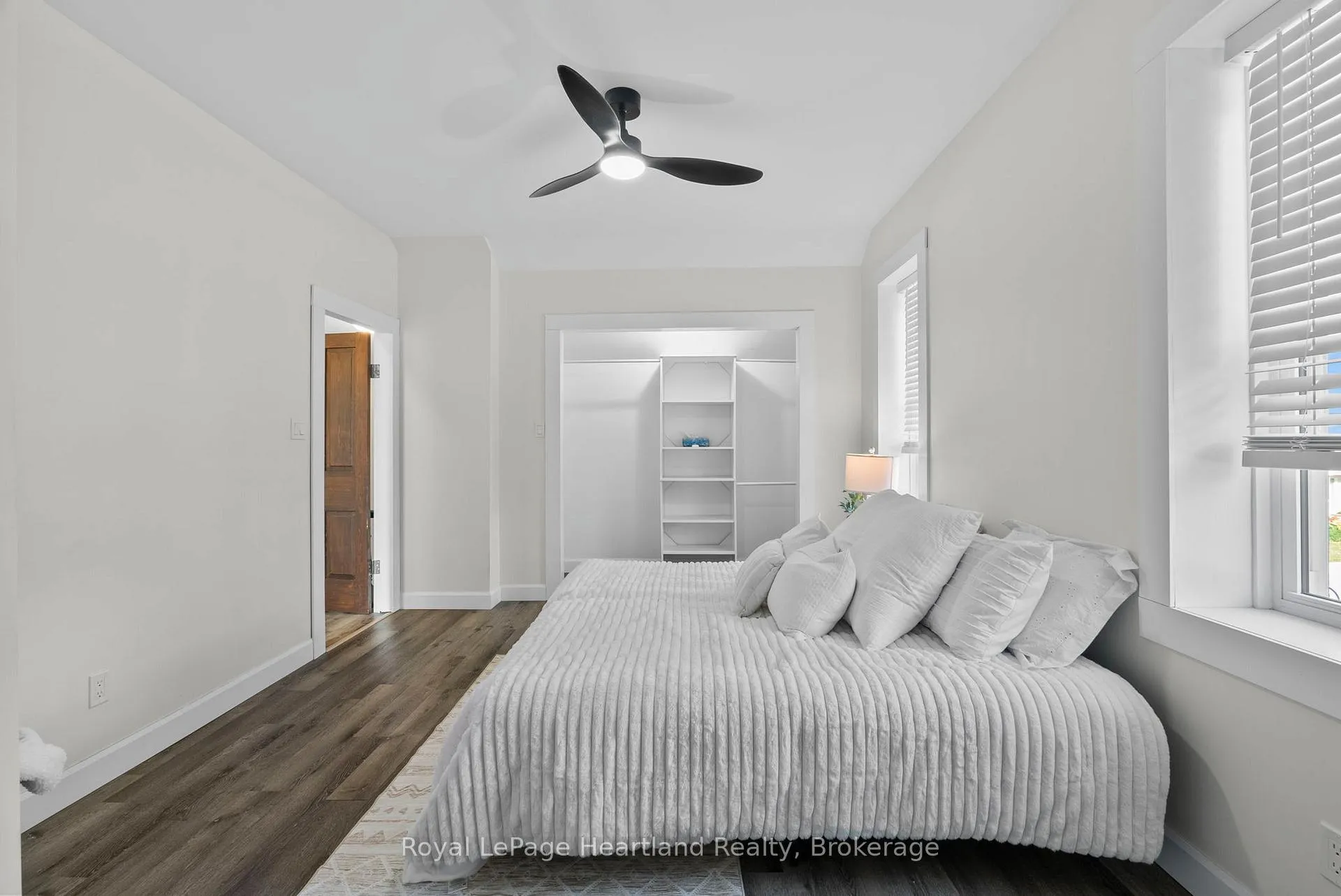 Photo 26 of 15 Queen Street E, Minto — HOMEH