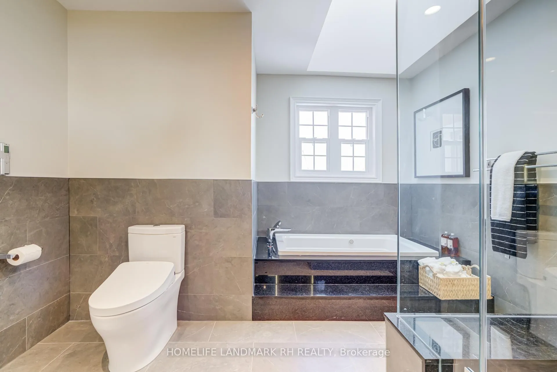 Photo 27 of 12 Father McGinn Road, Markham, Cathedraltown — HOMEH