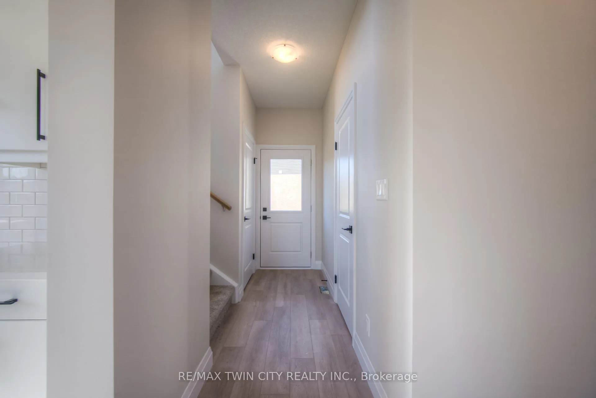 Photo 15 of 169 Otterbein Road, Kitchener — HOMEH