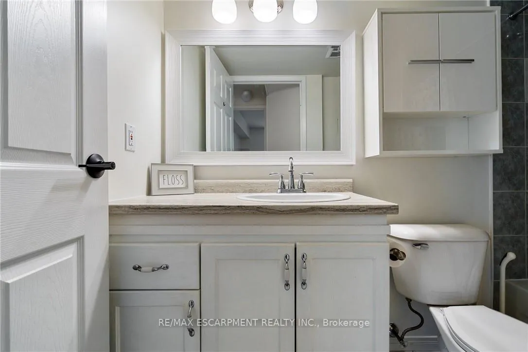 Photo 26 of Unit 211, 3499 Upper Middle Road, Burlington, Headon — HOMEH