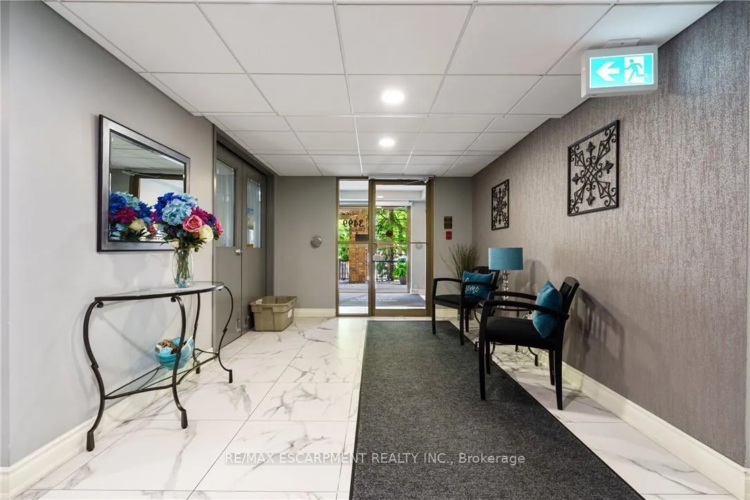 Photo 32 of Unit 211, 3499 Upper Middle Road, Burlington, Headon — HOMEH