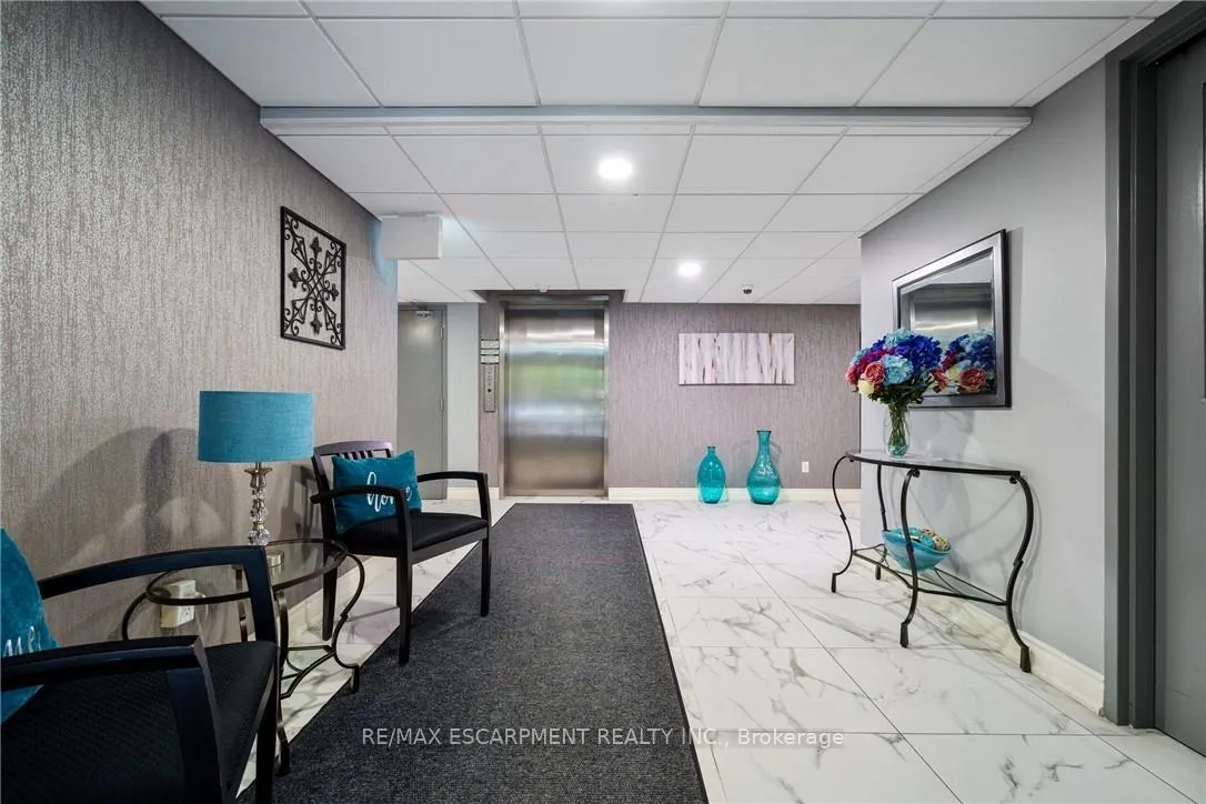 Photo 33 of Unit 211, 3499 Upper Middle Road, Burlington, Headon — HOMEH