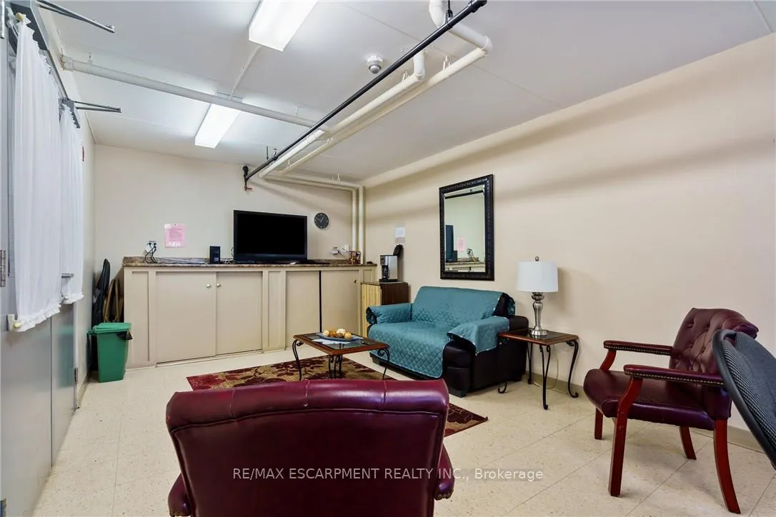 Photo 36 of Unit 211, 3499 Upper Middle Road, Burlington, Headon — HOMEH