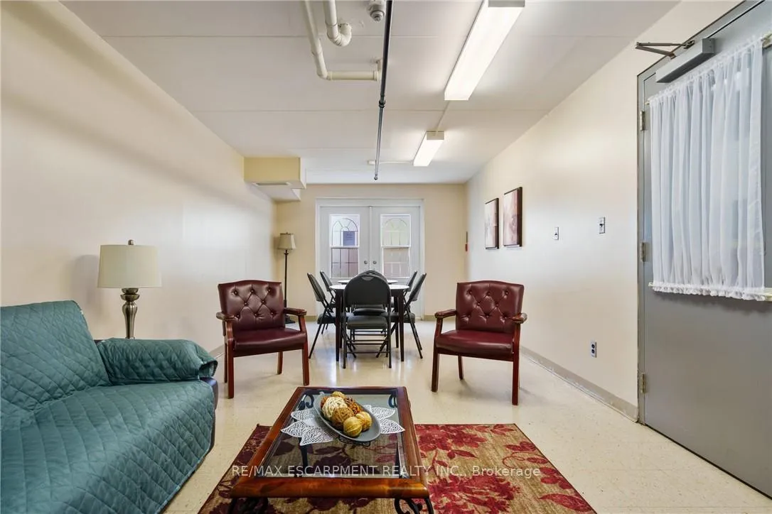 Photo 37 of Unit 211, 3499 Upper Middle Road, Burlington, Headon — HOMEH