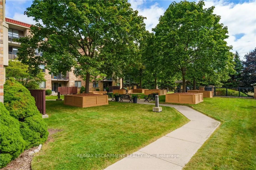 Photo 38 of Unit 211, 3499 Upper Middle Road, Burlington, Headon — HOMEH