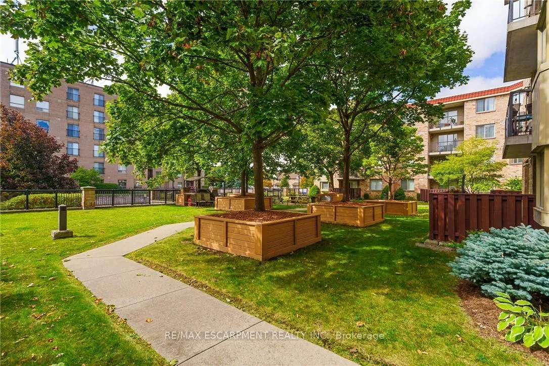Photo 40 of Unit 211, 3499 Upper Middle Road, Burlington, Headon — HOMEH