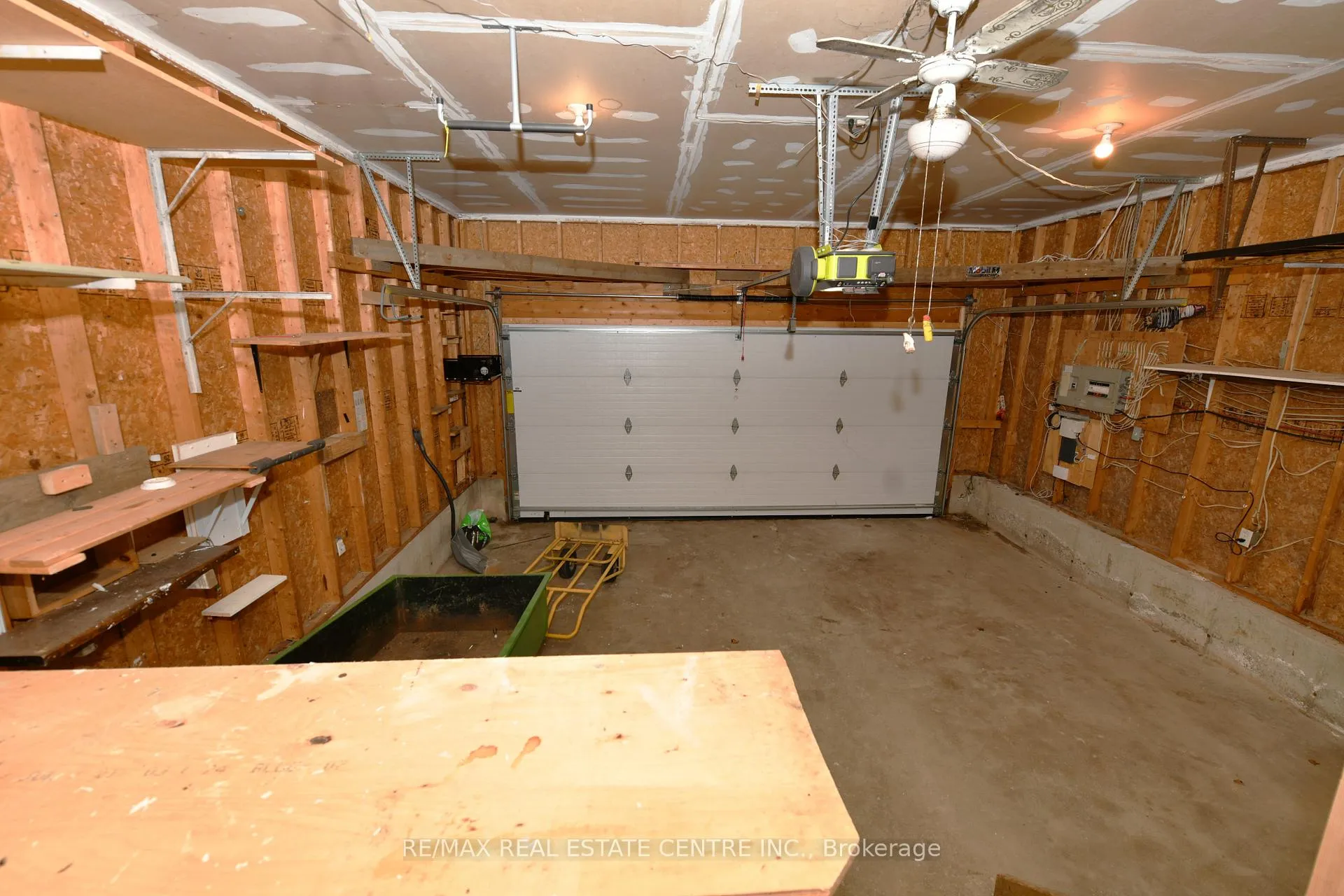 Photo 18 of 115 Miller Crescent, Minto — HOMEH
