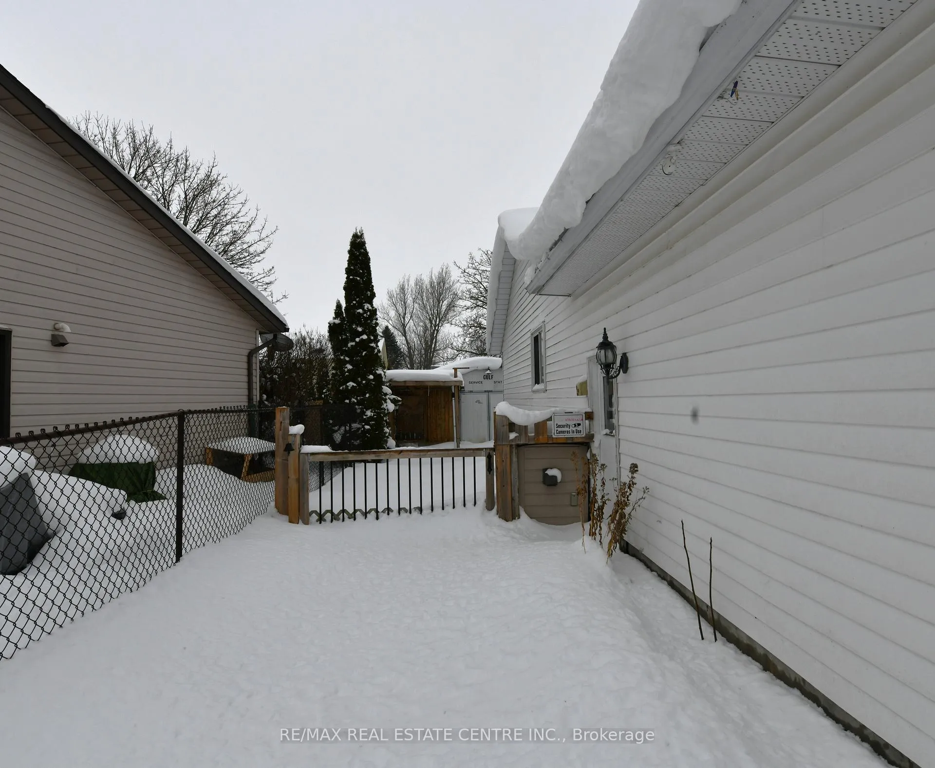 Photo 19 of 115 Miller Crescent, Minto — HOMEH