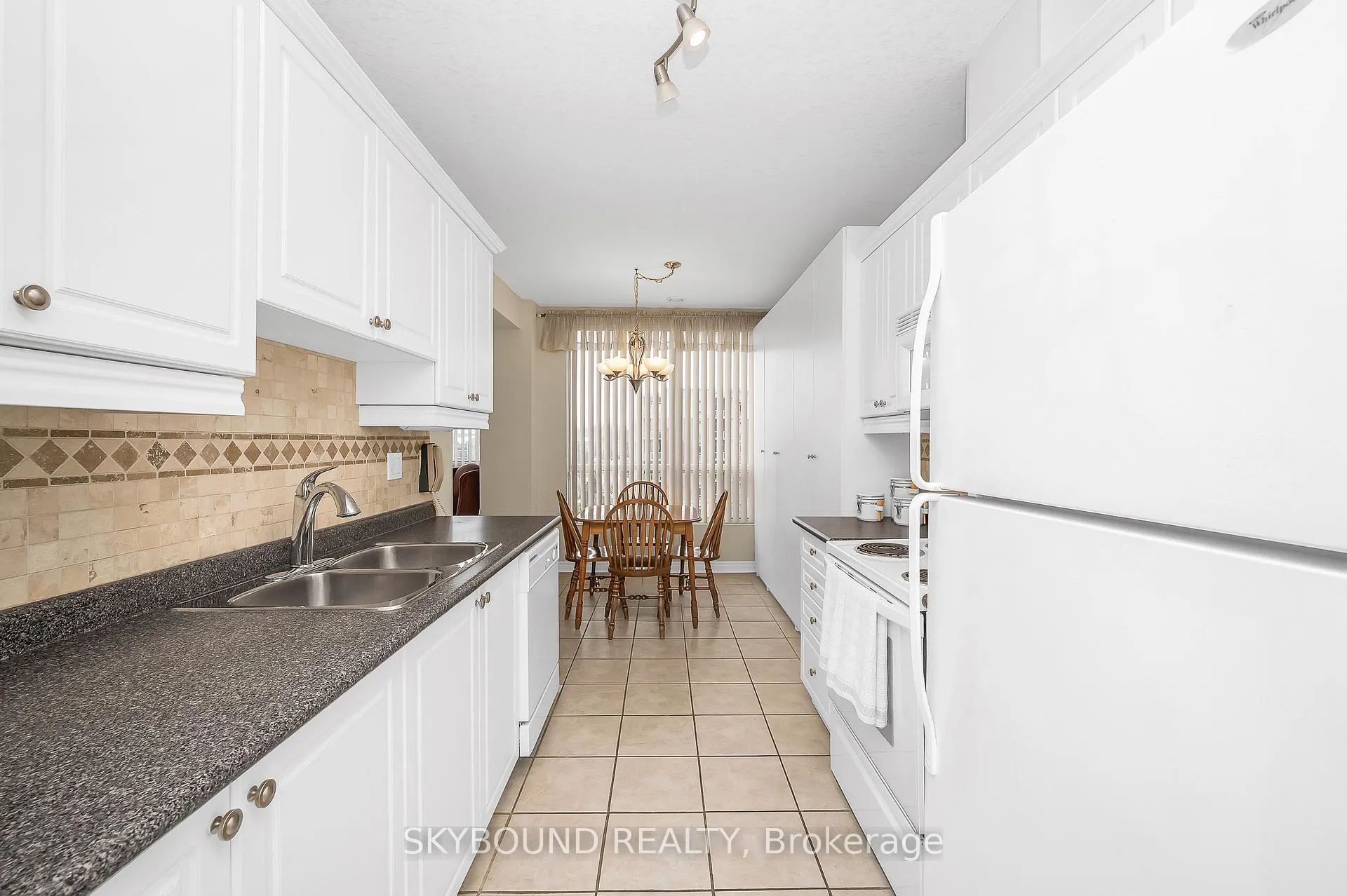 Photo 15 of Unit 505, 1998 Ironstone Drive, Burlington, Uptown — HOMEH