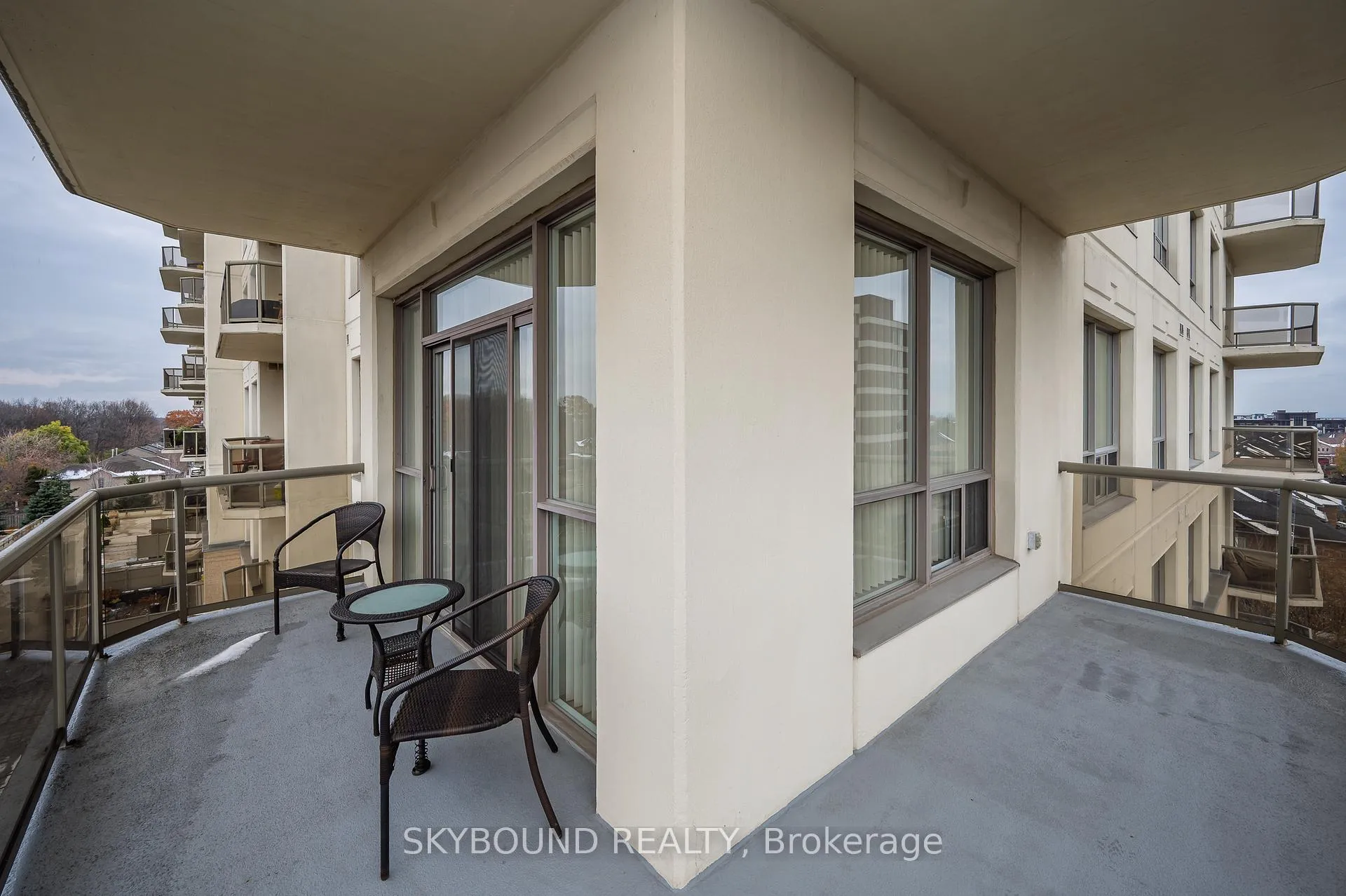 Photo 16 of Unit 505, 1998 Ironstone Drive, Burlington, Uptown — HOMEH