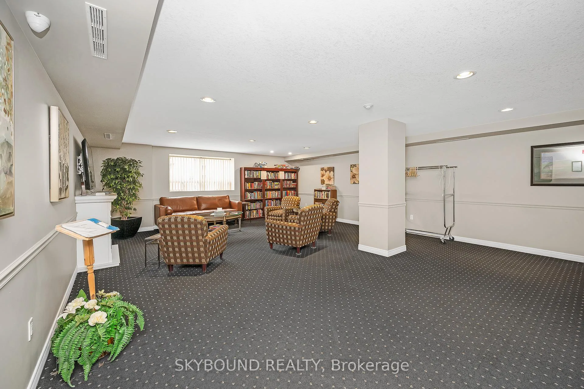 Photo 36 of Unit 505, 1998 Ironstone Drive, Burlington, Uptown — HOMEH