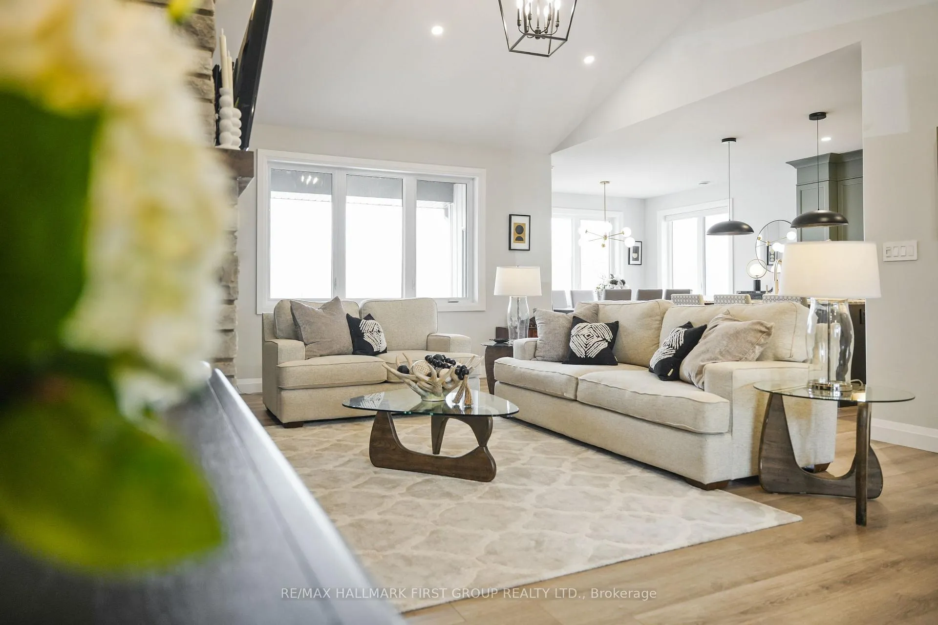 Photo 11 of 316 Lakeshore Road, Brighton — HOMEH