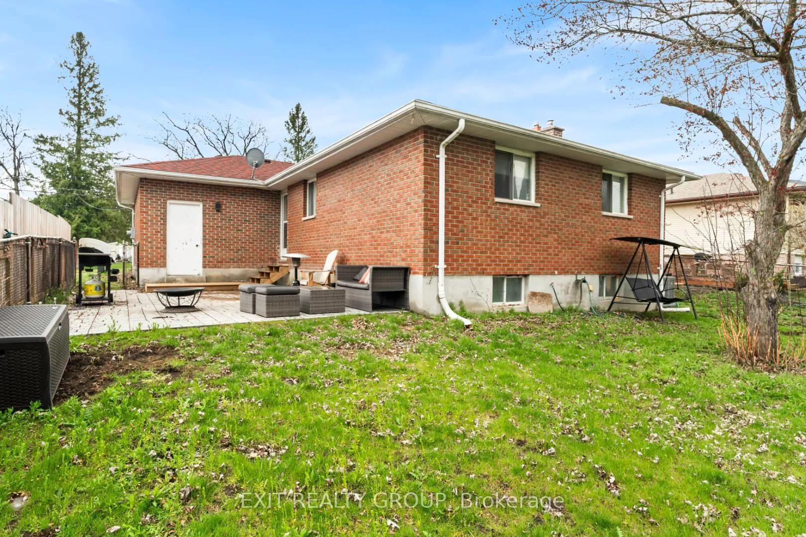 Photo 18 of 94 Maple Drive, Belleville, Belleville Ward — HOMEH