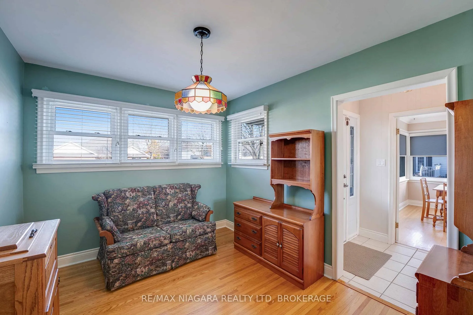 Photo 9 of 53 Metcalfe Street, Thorold, Thorold Downtown — HOMEH