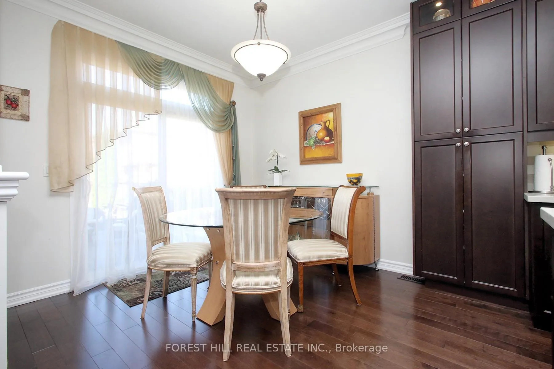 Photo 7 of 109 Heintzman Crescent, Vaughan, Patterson — HOMEH
